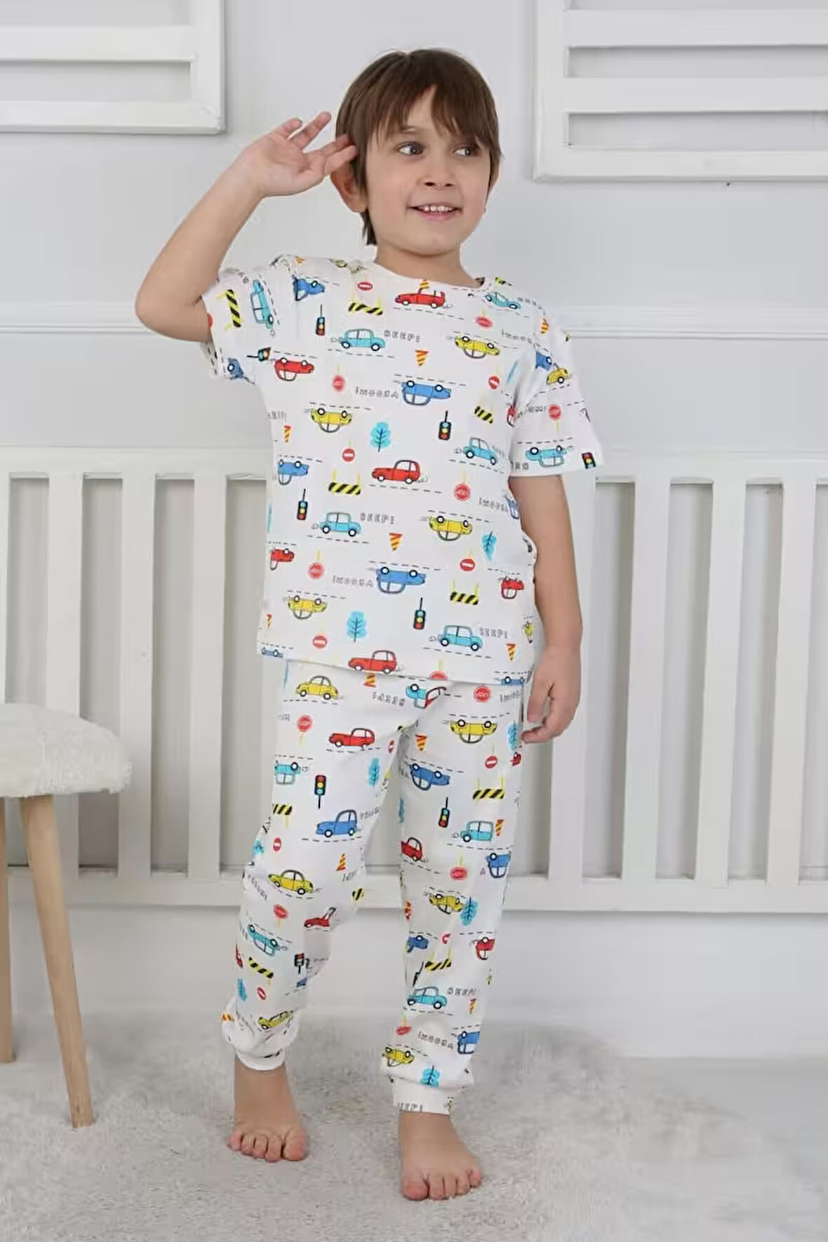 Trafik Desenli Beyaz %100 Pamuk Kısa Kollu Erkek Çocuk  Pijama Takımı (3,4,5,6,7,8 Yaş)