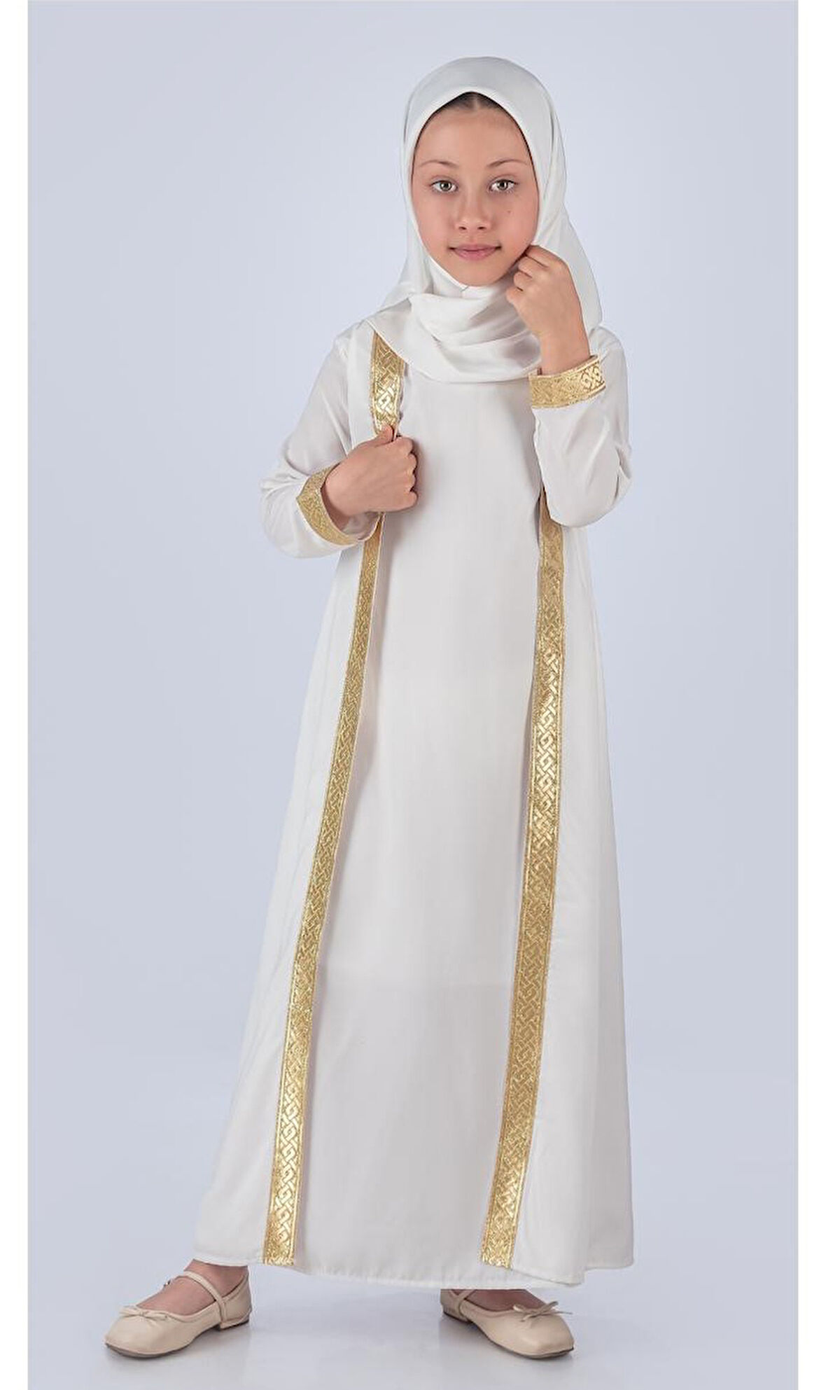 Medine İpek Kumaş Eşarplı Tesettür Namaz Elbise M00742