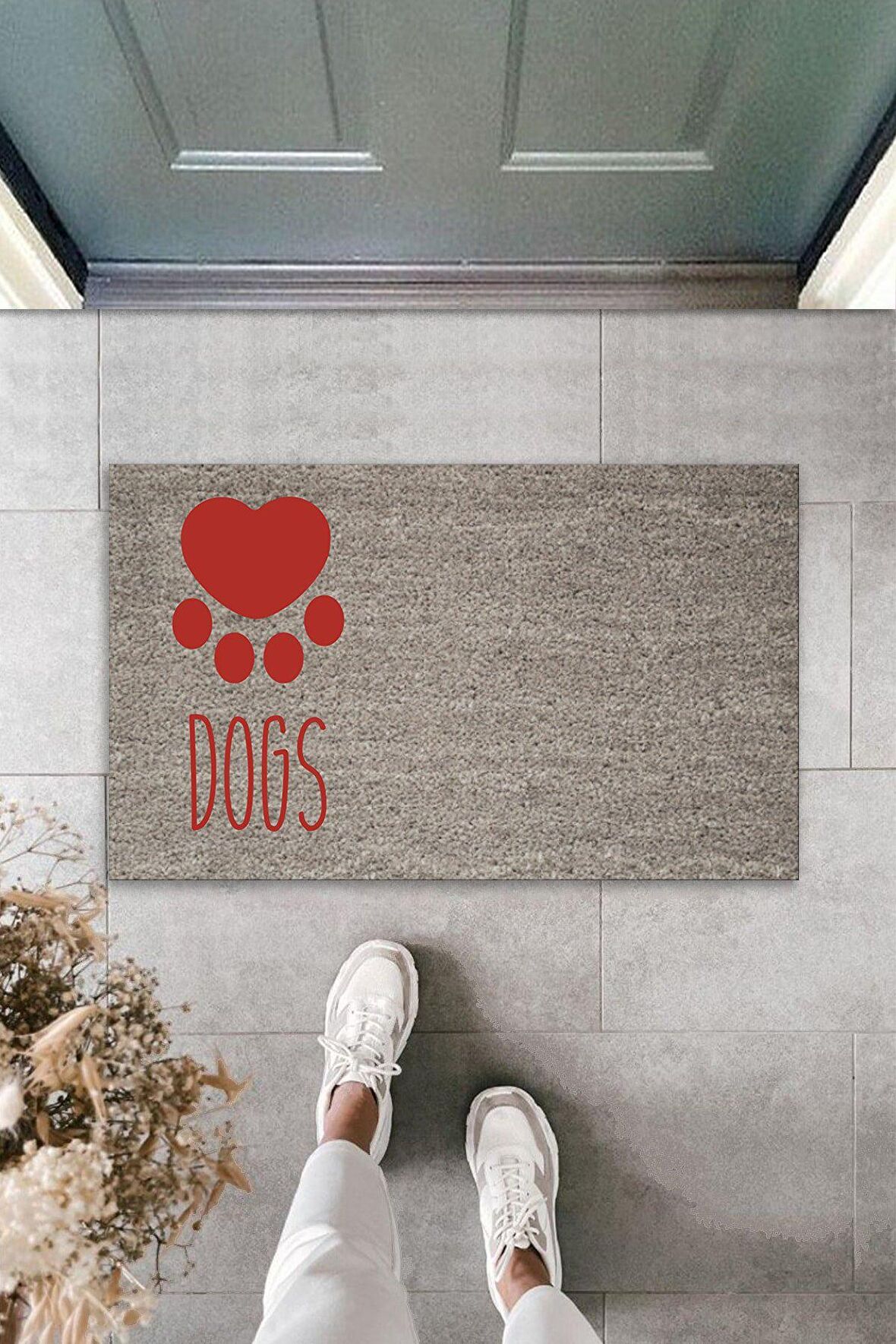 Dijital Baskı Kalitesi  Gri Kırmızı Kalpli Dogs  Dekoratif Kapı  Paspası