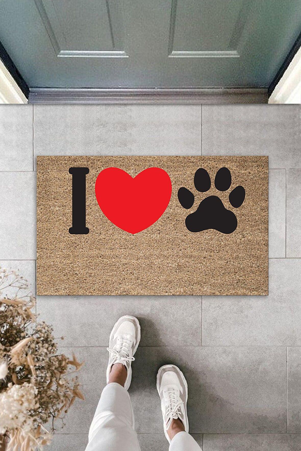 Dijital Baskı Kalitesi  Kahverengi Kırmızı Kalpli I Love Pati  Dekoratif Kapı  Paspası