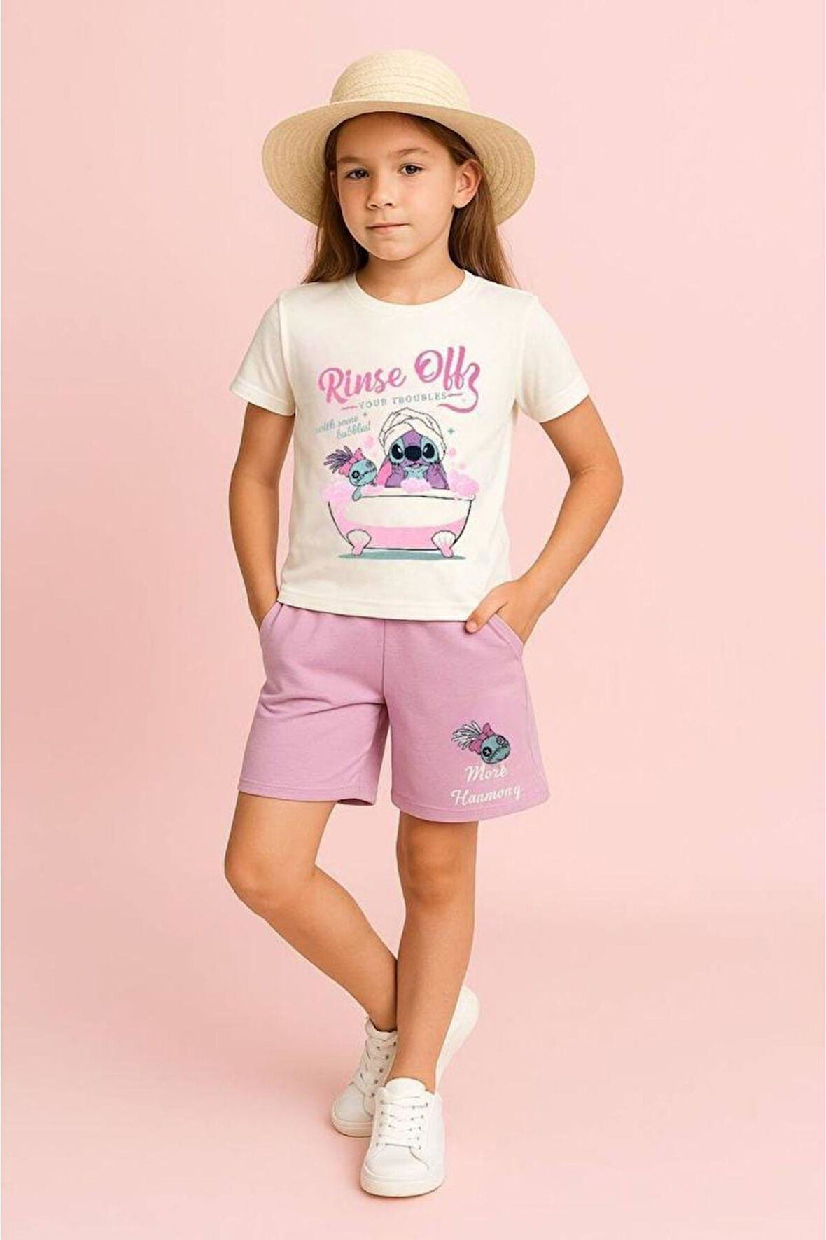 Yeni Sezon Karakter detaylı Sırt Baskılı T-shirt ve Şort Alt Üst Kız Çocuk Takım ( 6-14 Yaş)