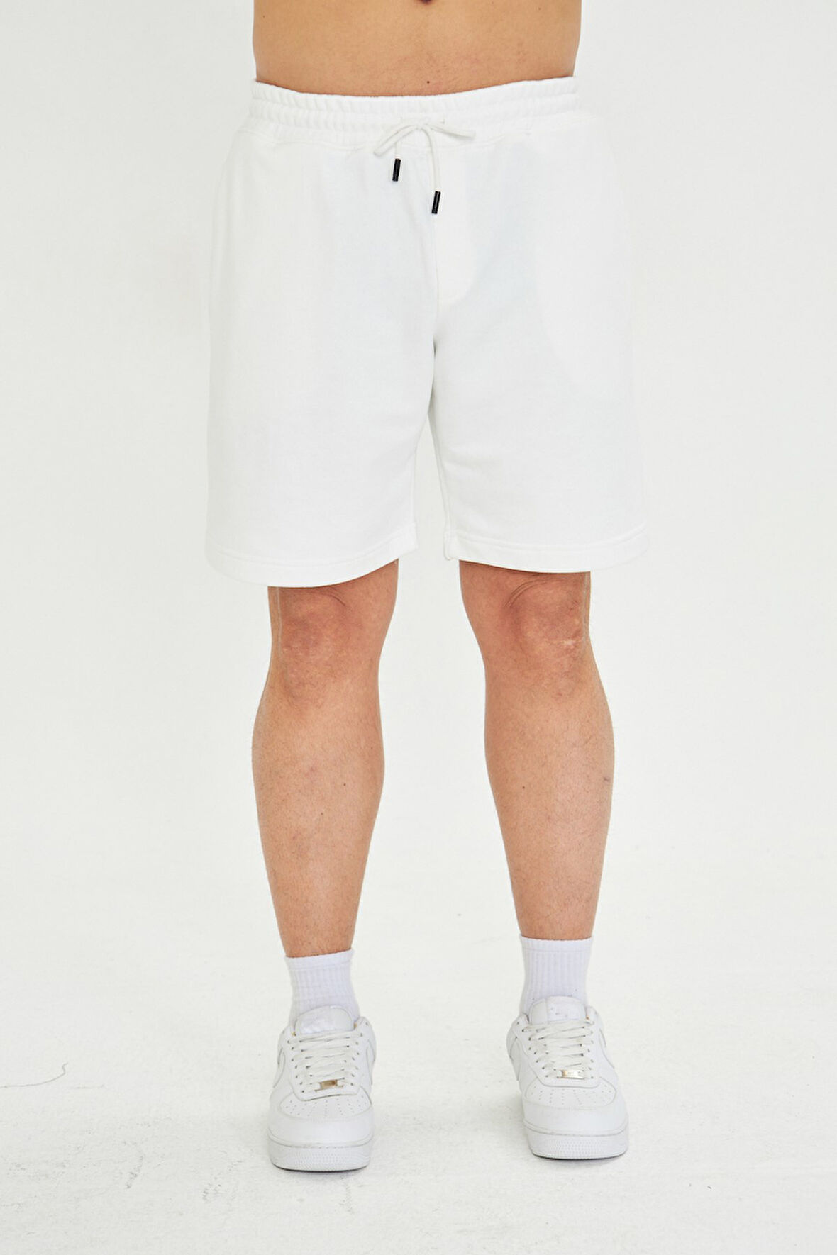 Pamuklu Konforlu Çift Cepli Diz Boyu Şort