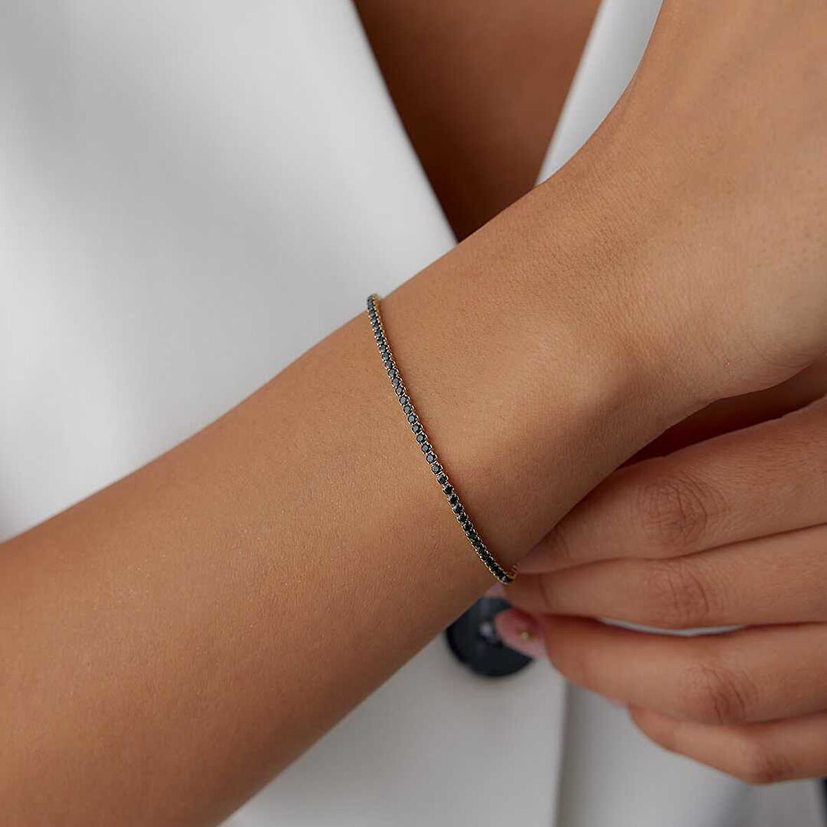 Siyah Su Yolu Bileklik