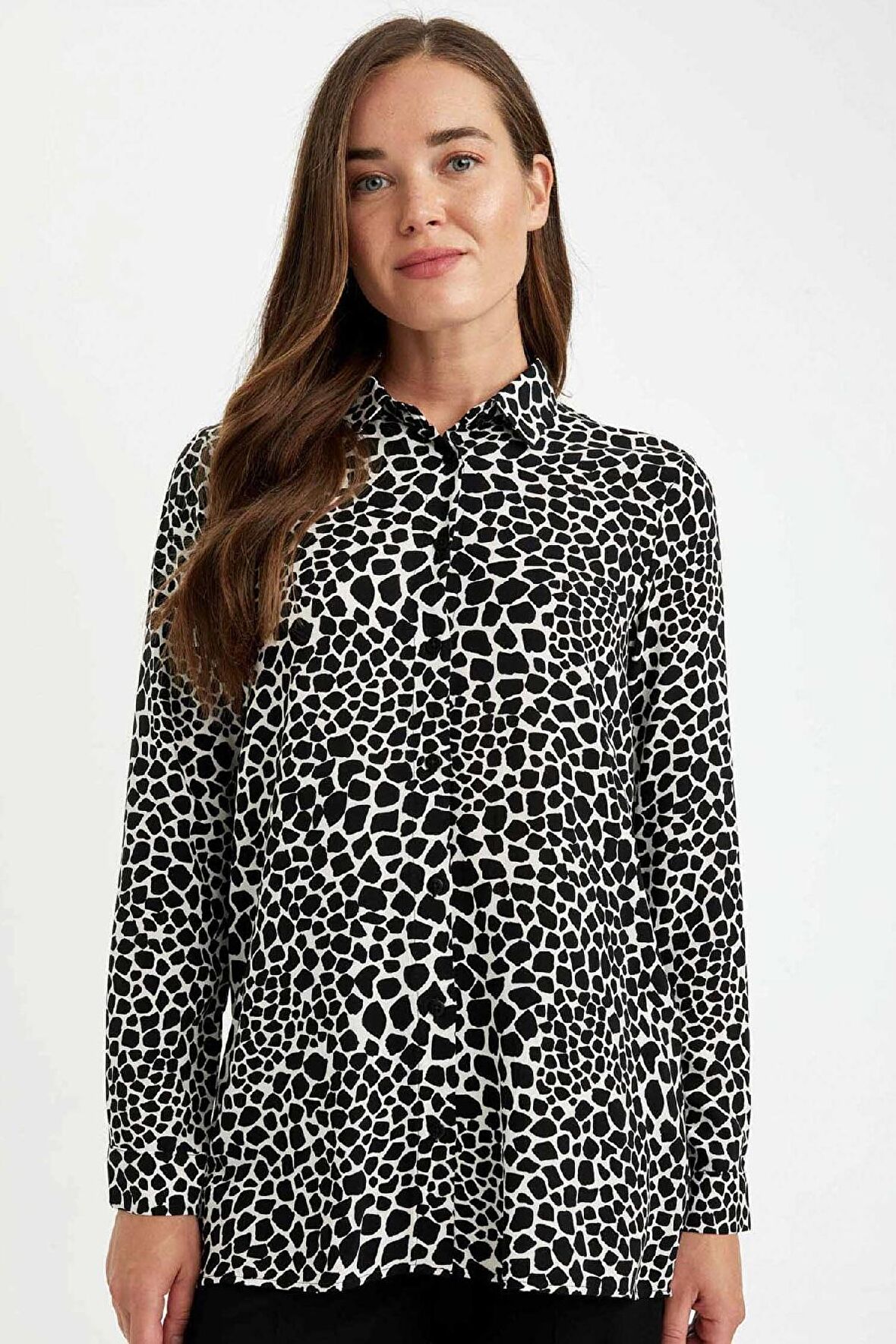 DeFacto Loose Fit Gömlek Yaka Desenli Uzun Kollu Gömlek Tunik T0609AZ24AUBK81