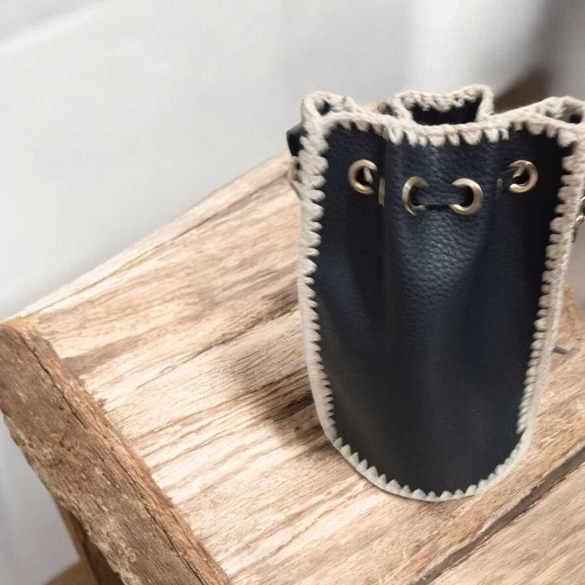 Alataçatı Modeli Kadın Omuz Çantası