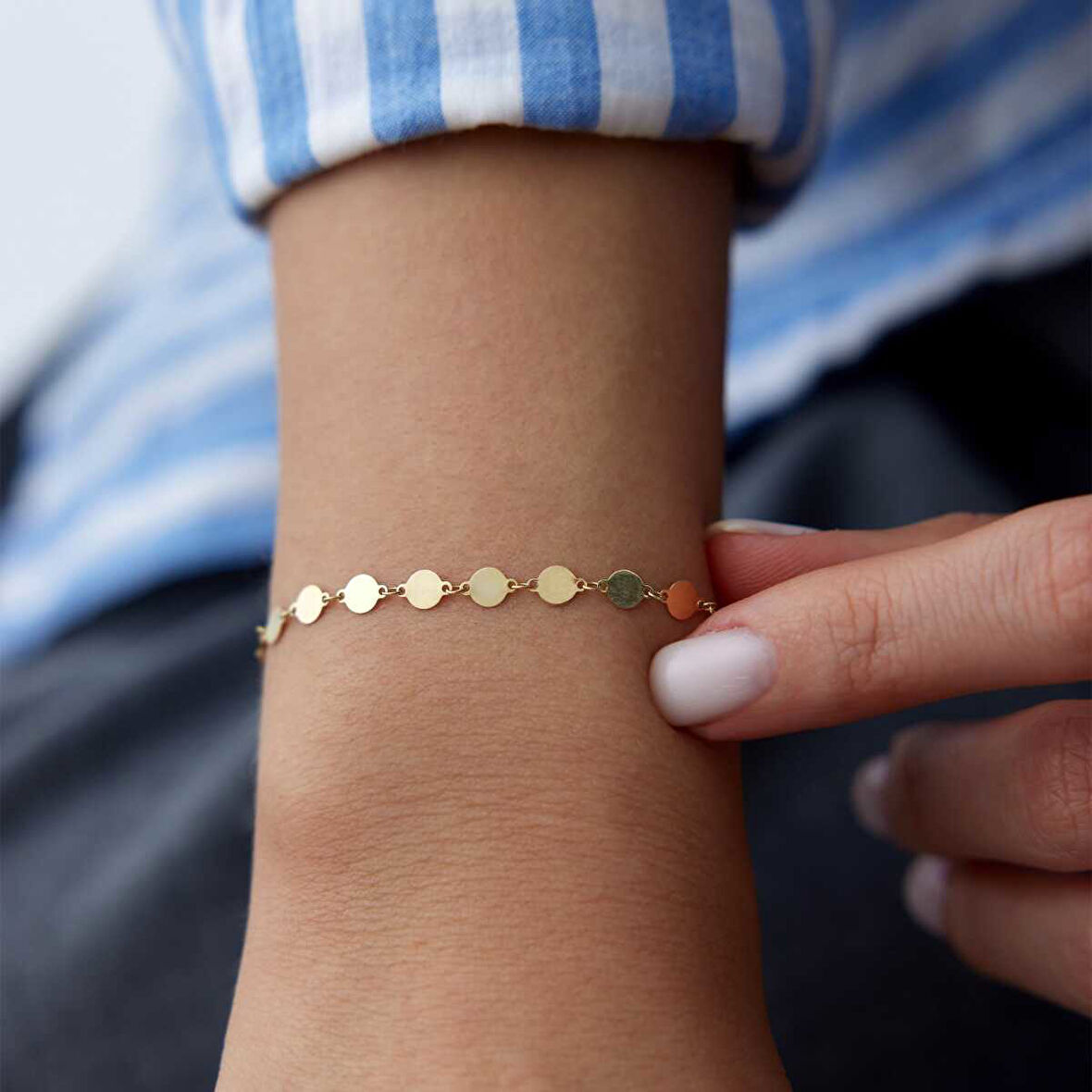 Yuvarlak Pullu Bileklik