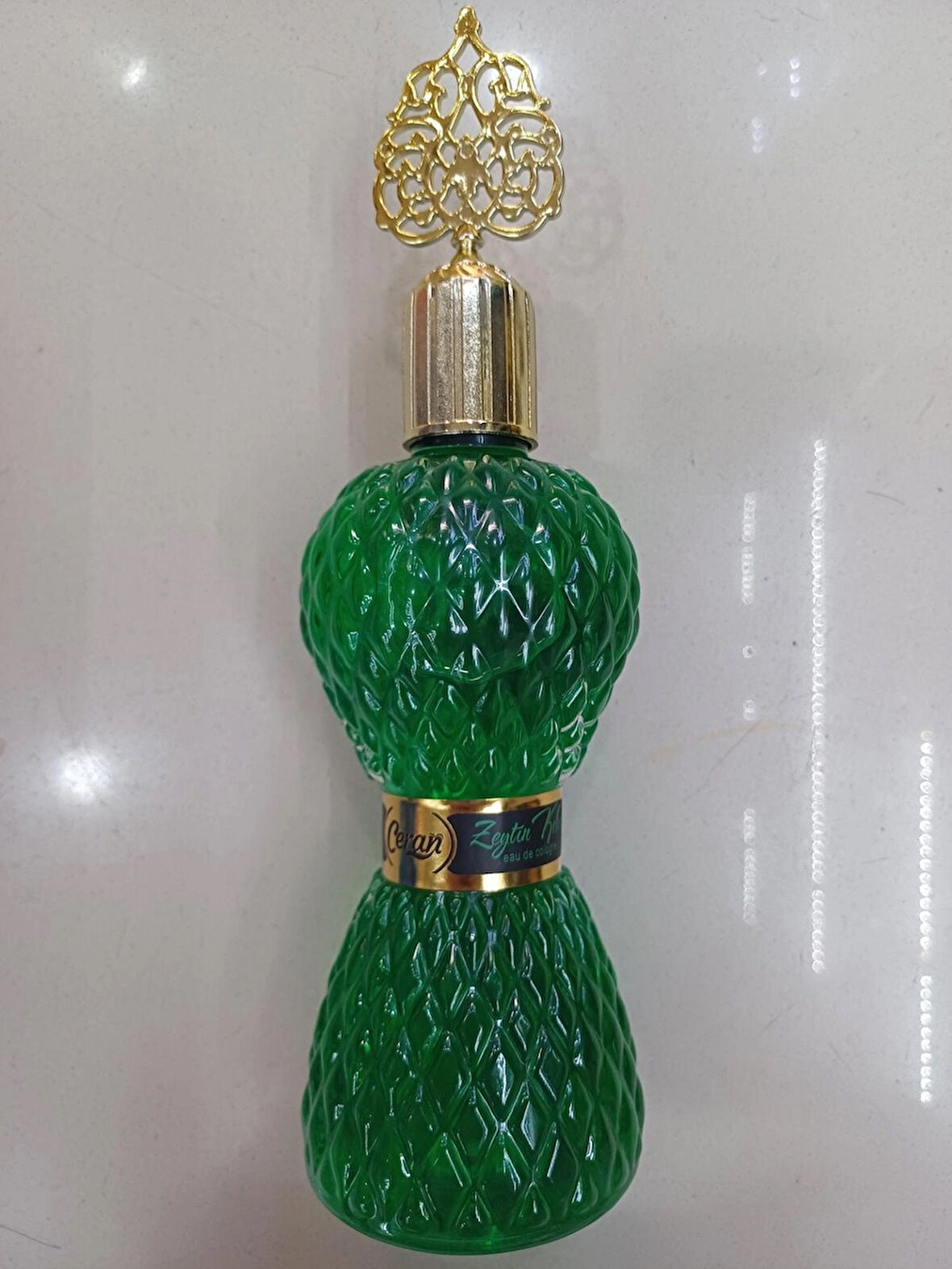 300 ML DEKORATİF PLASTİK ŞİŞEDE PARFÜMLÜ KOLONYALAR