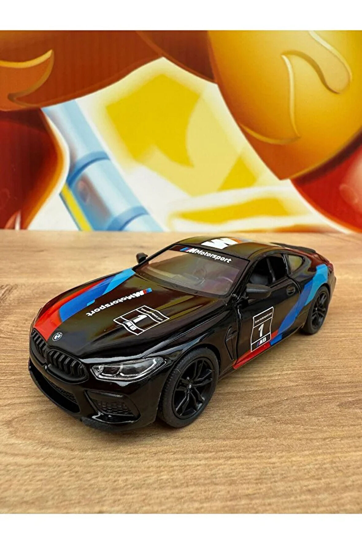 Bmw M8 Coupe Diecast Metal Araba Kapıları Açılır Çekbırak Modifiyeli Yarış Arabası