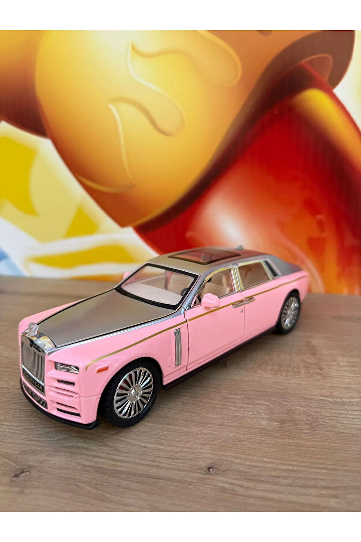 Rolls Royce Sweptail 1:24 Ölçek Sesli Ve Işıklı Metal Çek Bırak Oyuncak Araba 23 CM PEMBE