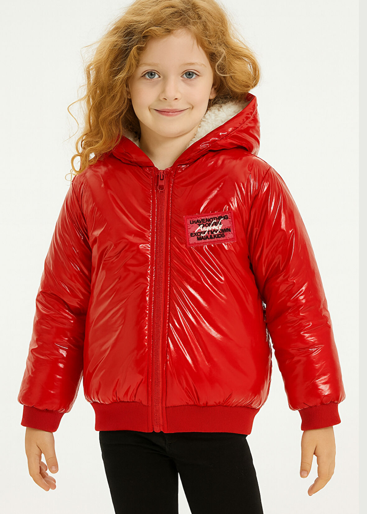 Kız Çocuk Elyaflı Kapüşonlu Kırmızı Mont