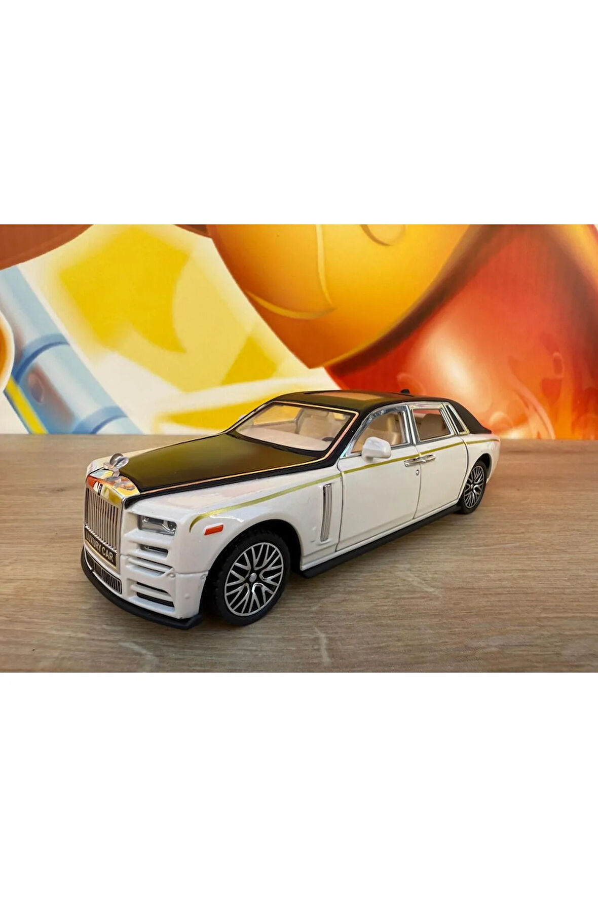 1:24 Çek Bırak Işıklı Ve Sesli Metal Rolls Royce Sweptail Model Diecast Araba 18 Cm