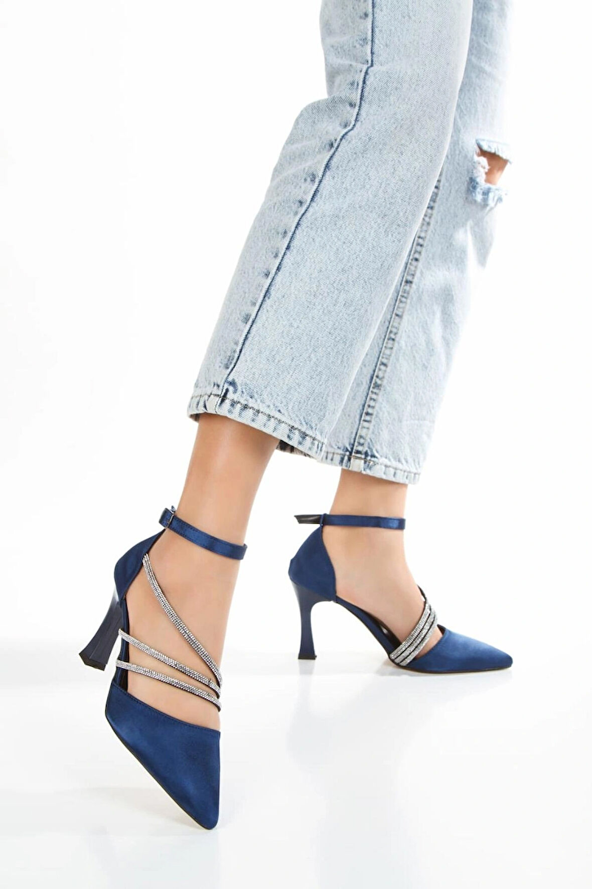  Kadın Topuklu Ayakkabı  Saten taş detaylı