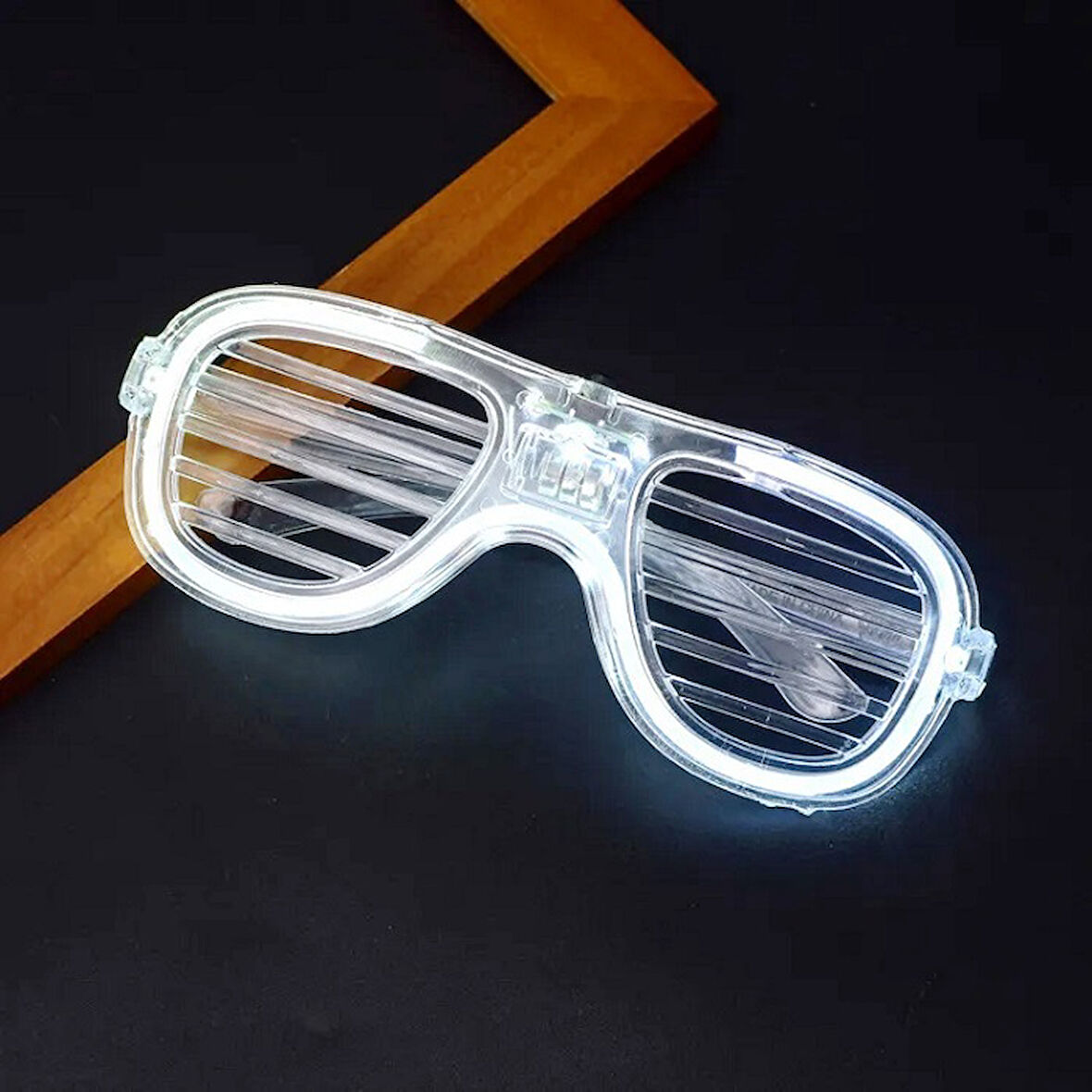 CHRİSTMAS WHİTE LED LİGHT PARTY GLASSES BEYAZ LED IŞIKLI GÖZLÜK YILBAŞI PARTİ GÖZLÜĞÜ PANJUR GÖZLÜK