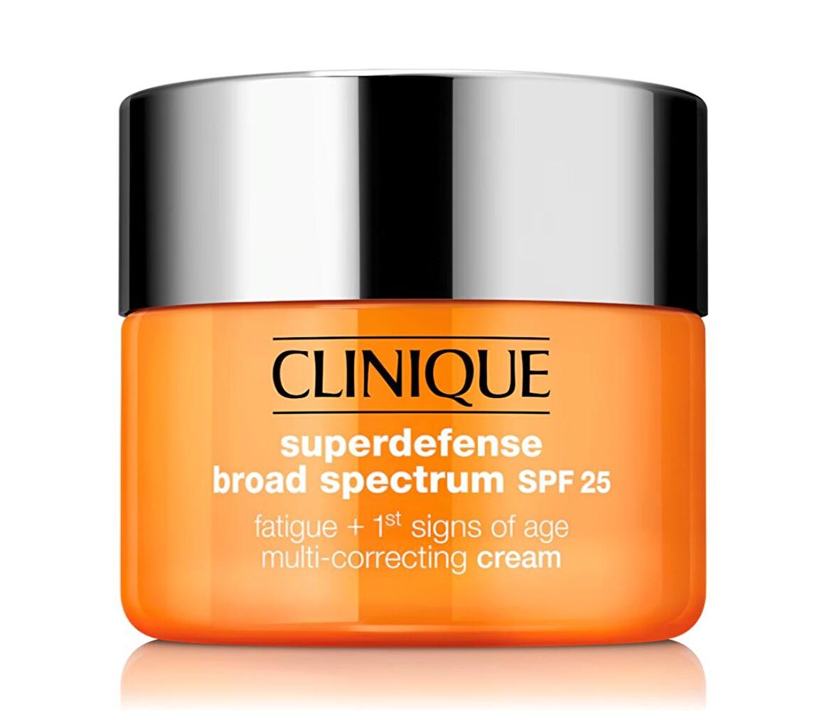 Clinique Superdefense SPF 25 Yorgunluk ve Yaşlanmanın İlk Belirtilerine Karşı Etkili Nemlendirici Kr