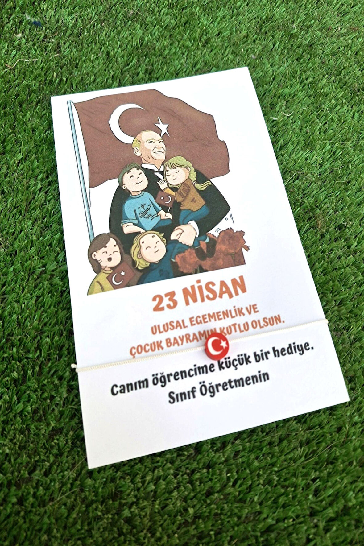 10 Adet Atatürk Bayrak ve 23 Nisan Çocukları Konsept Kartlı 23 Nisan Hediye - Türk Bayrağı Bileklik