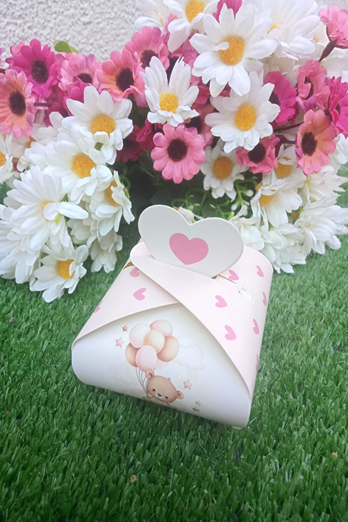 25 Adet Pembe Ayıcık Balonlu Model Kalpli Hediye Kutusu - 6 Ay Kına Hediyelik - Şeker Kutusu - Baby