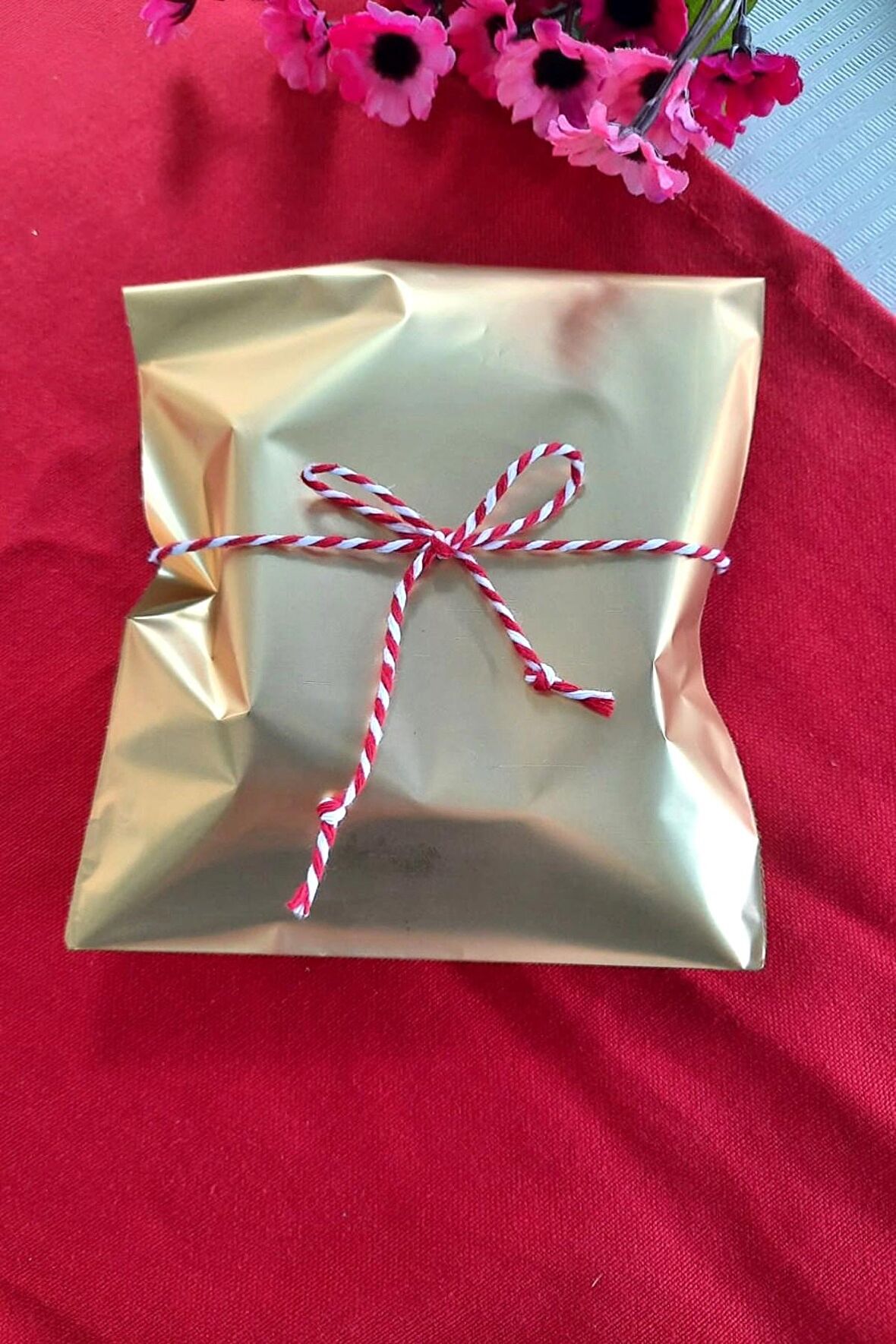 Gold Janjanlı 10 Adet Hediye Paketi - Yapışkanlı - 12 x 17 cm
