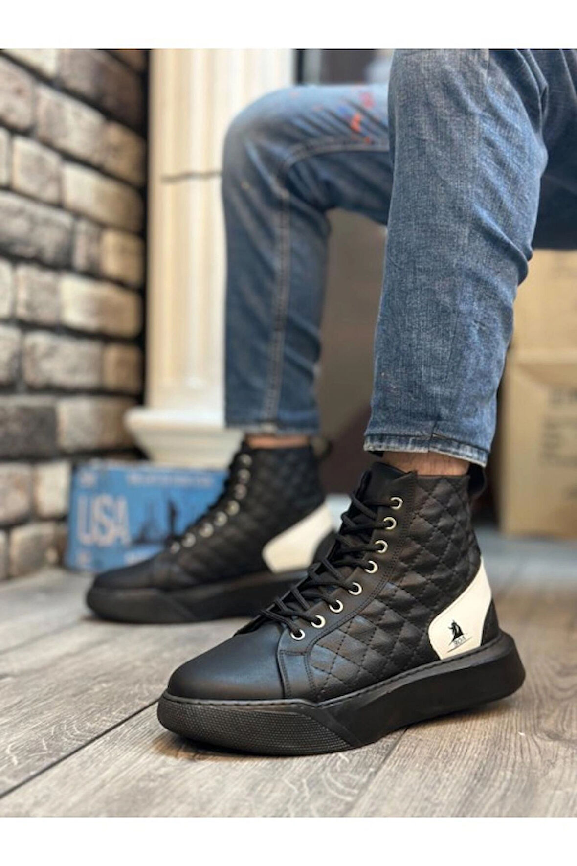 Erkek Yüksek Rahat Taban Spor Bot, Kapitone Desenli Siyah Beyaz, Günlük Rahat Bağcıklı Bot Tarz0159