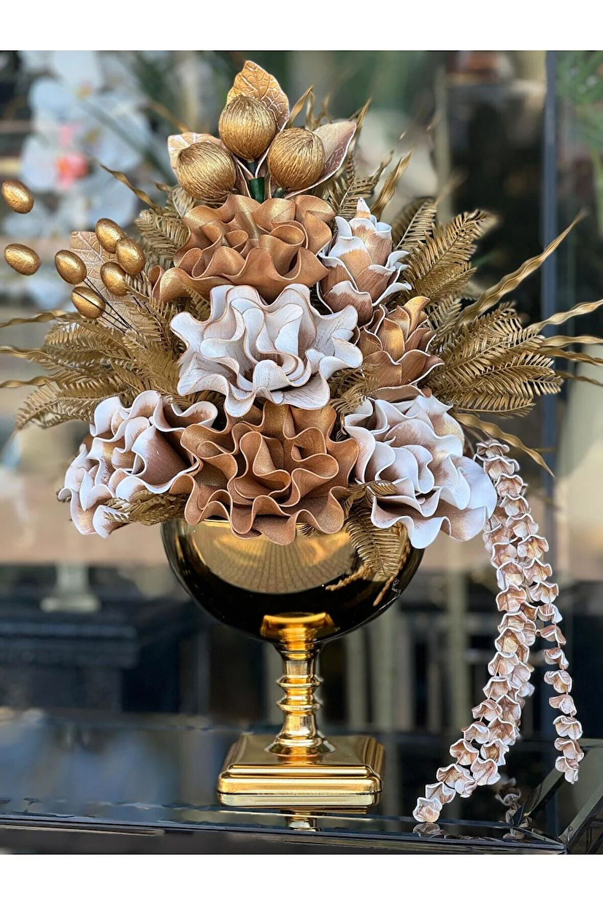 Yapay Çiçekli Antik Kare Ayaklı Vazo No:4