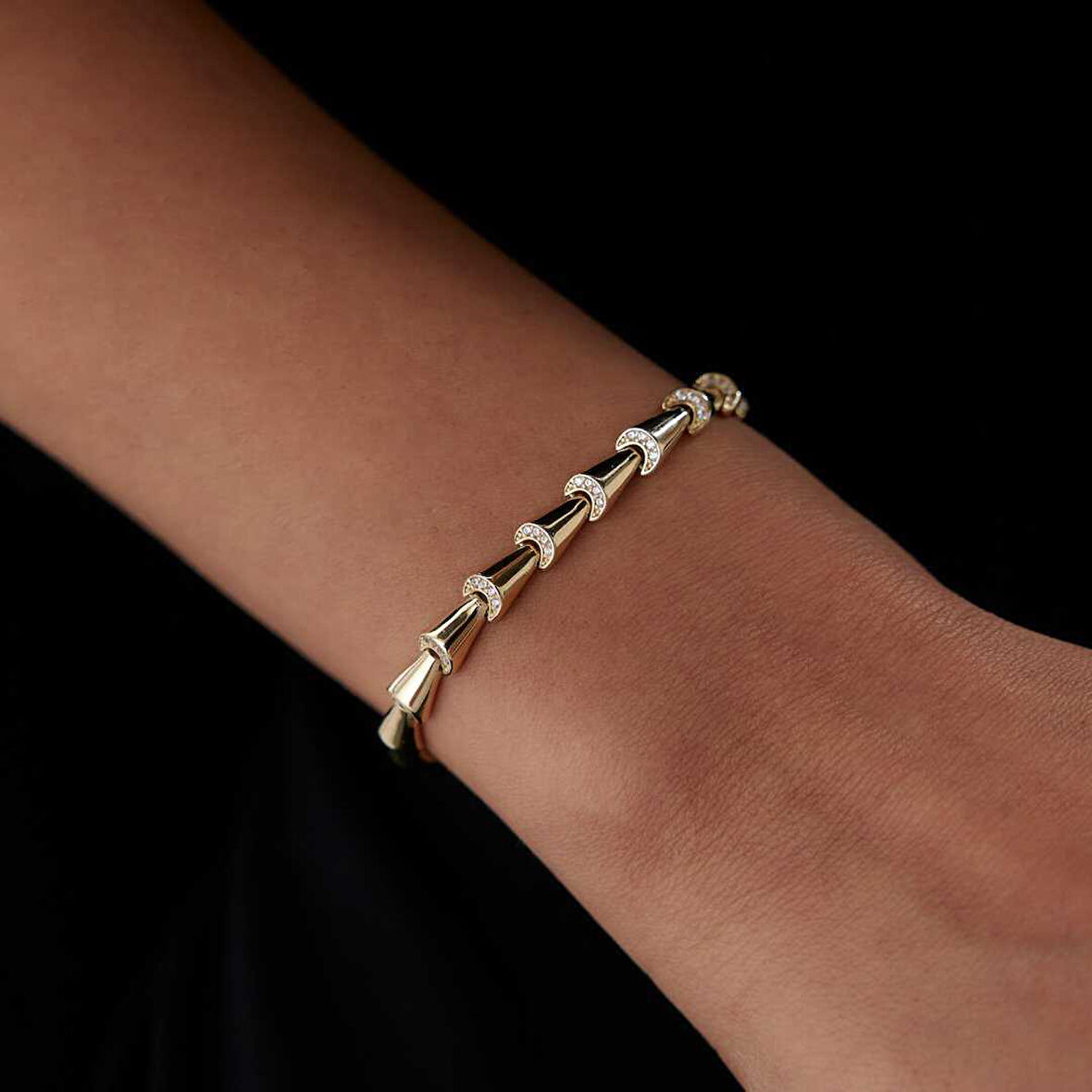 Parça Taşlı Bambu Bileklik