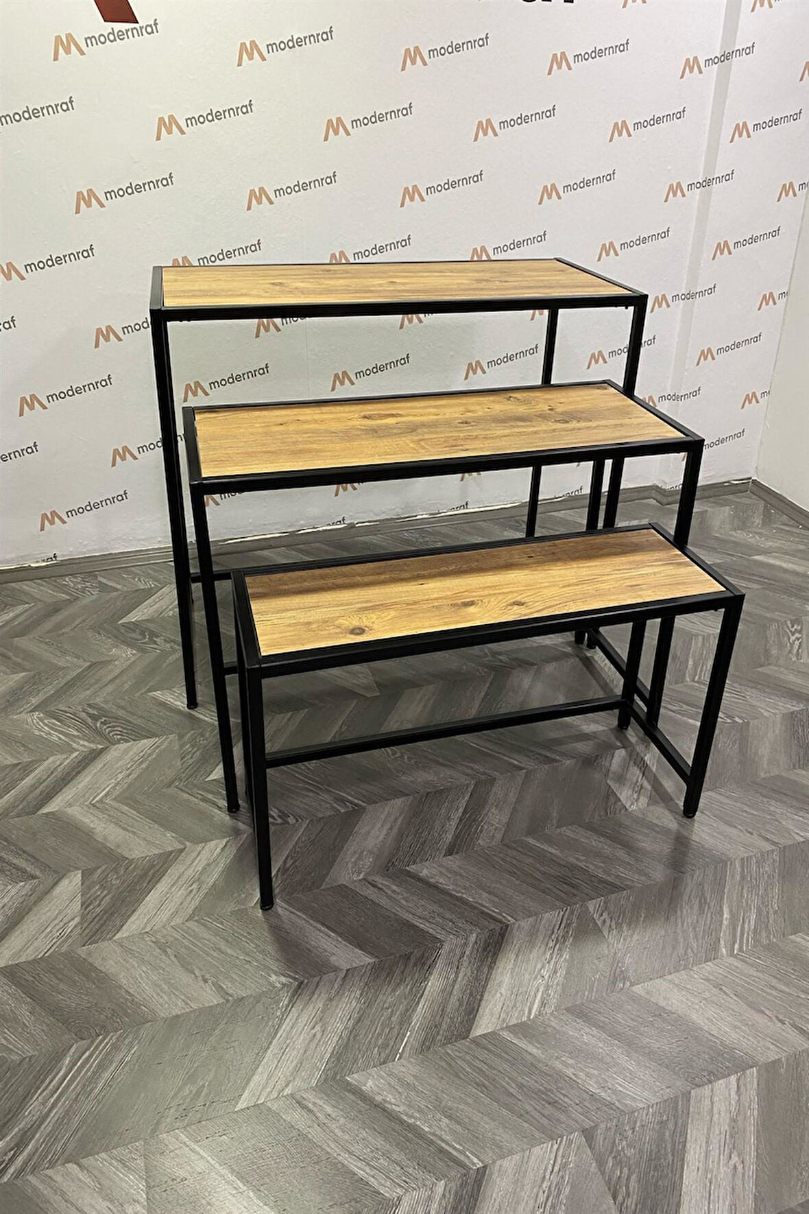 Üçlü Merdiven Büyük Boy Siyah Stand