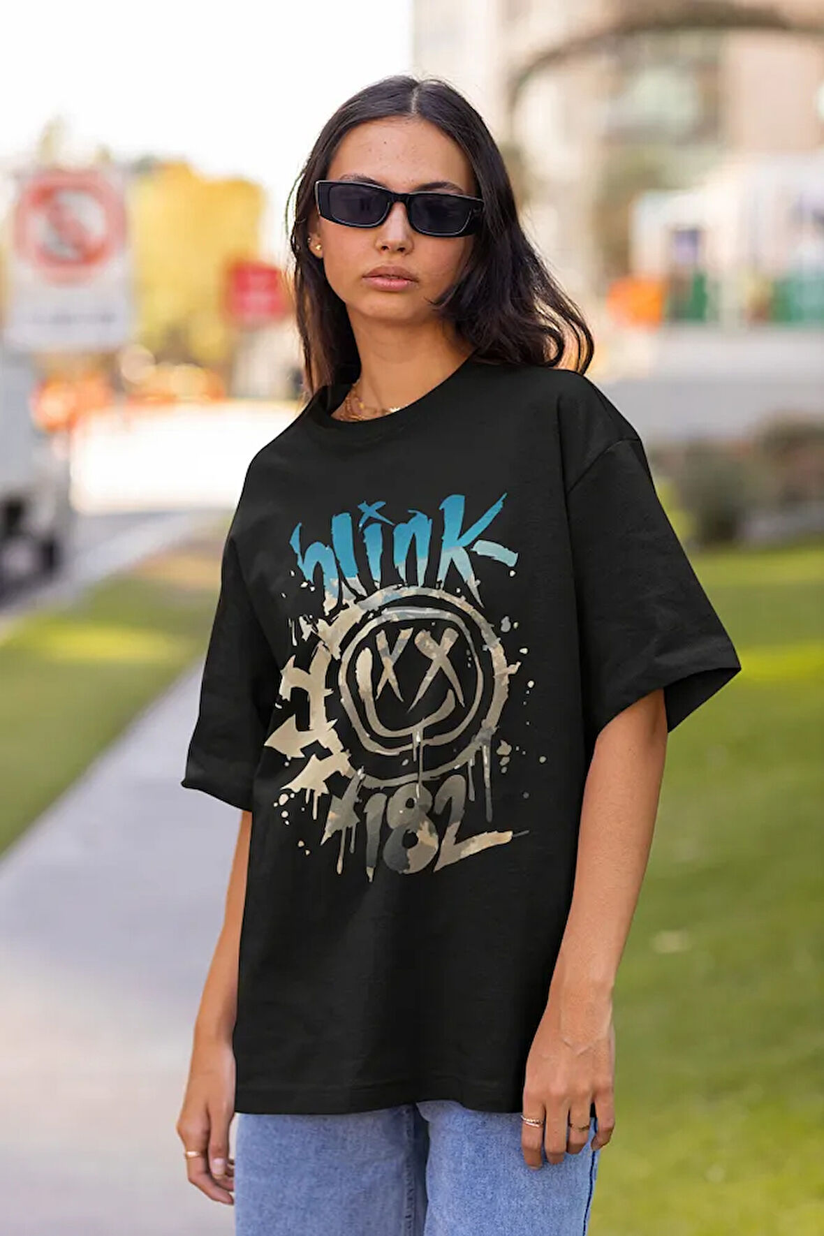 Blink 182 Gülen Yüz Baskılı Unisex Oversize Tişört