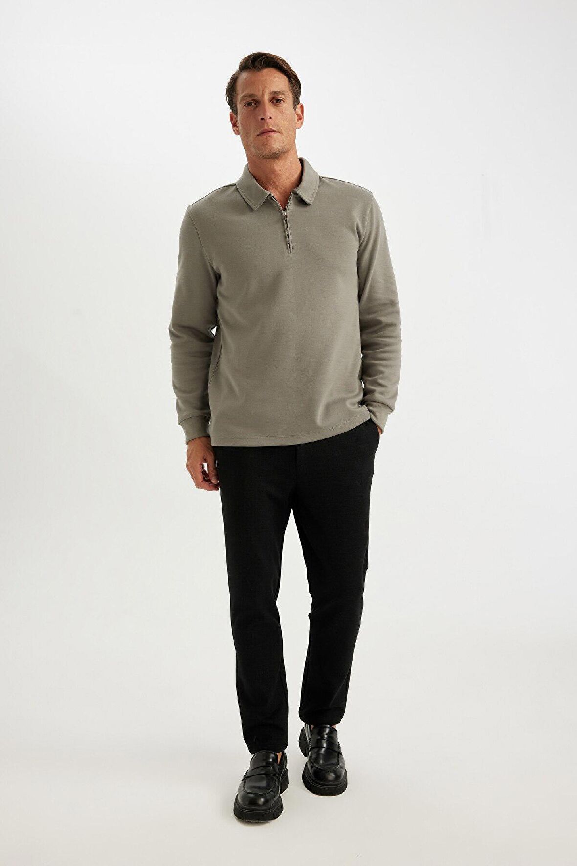 Siyah Tailored Regular Fit Düz Paça Cepli Pantolon