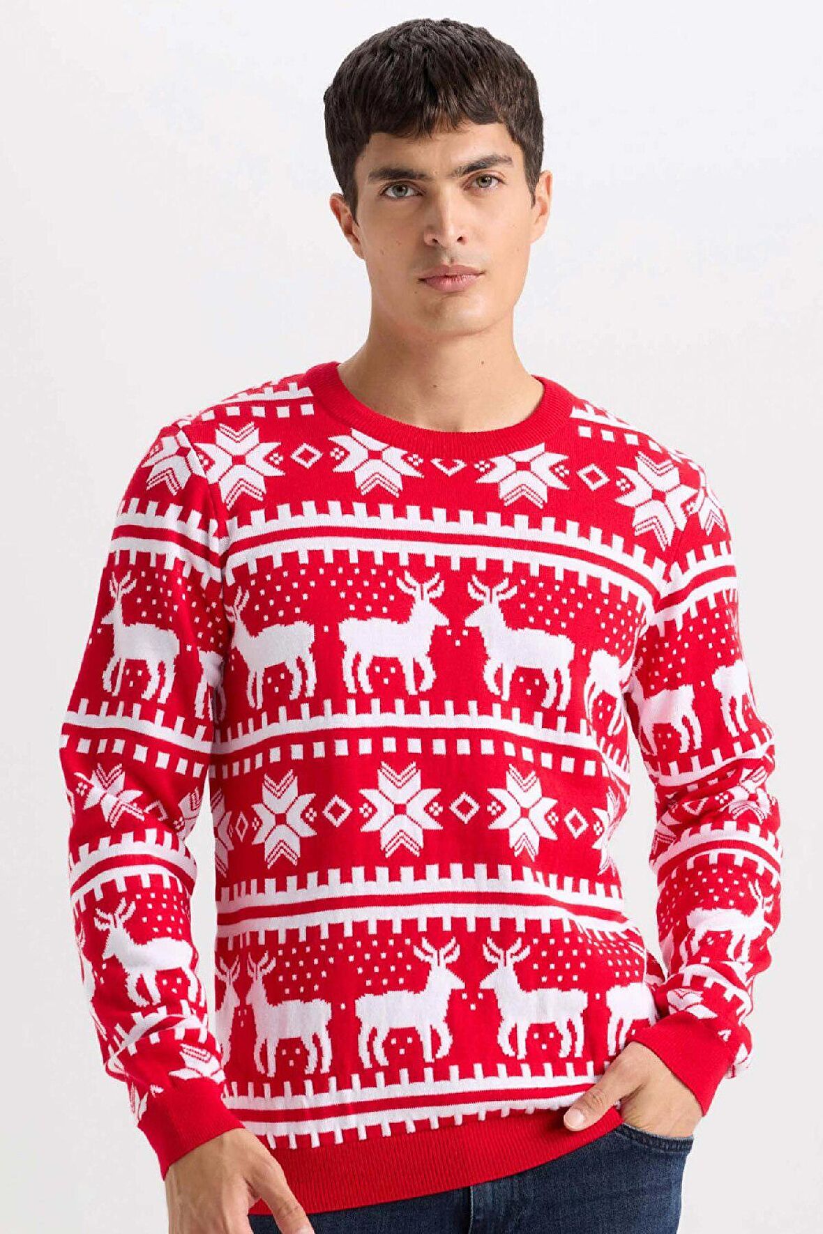 DeFacto Kırmızı Standart Fit Yılbaşı Temalı Bisiklet Yaka Triko Kazak B2356AX24WNRD292