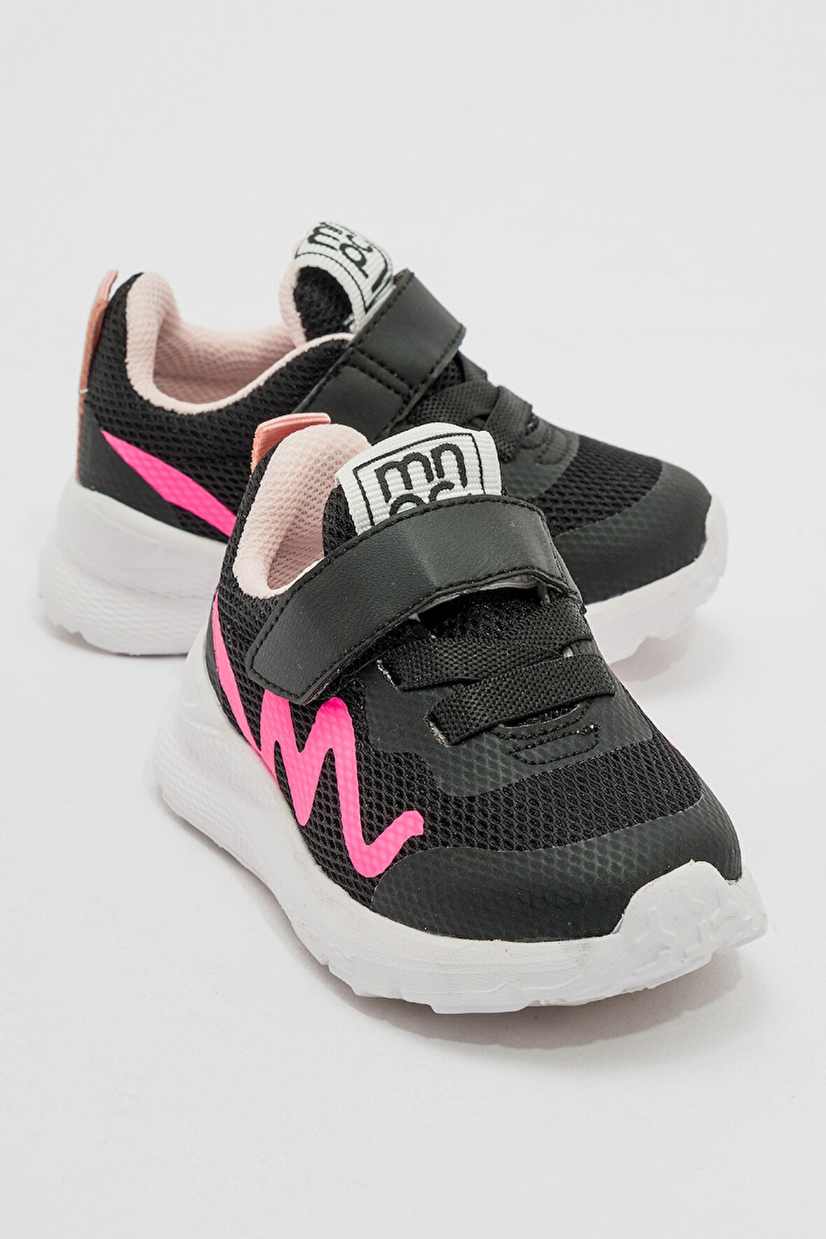 mnpc Kız Çocuk Siyah Spor Ayakkabı