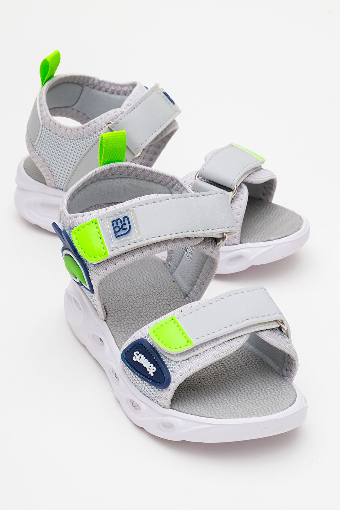 mnpc Erkek Çocuk Gri Işıklı Anatomik Hafif Günlük Sandalet