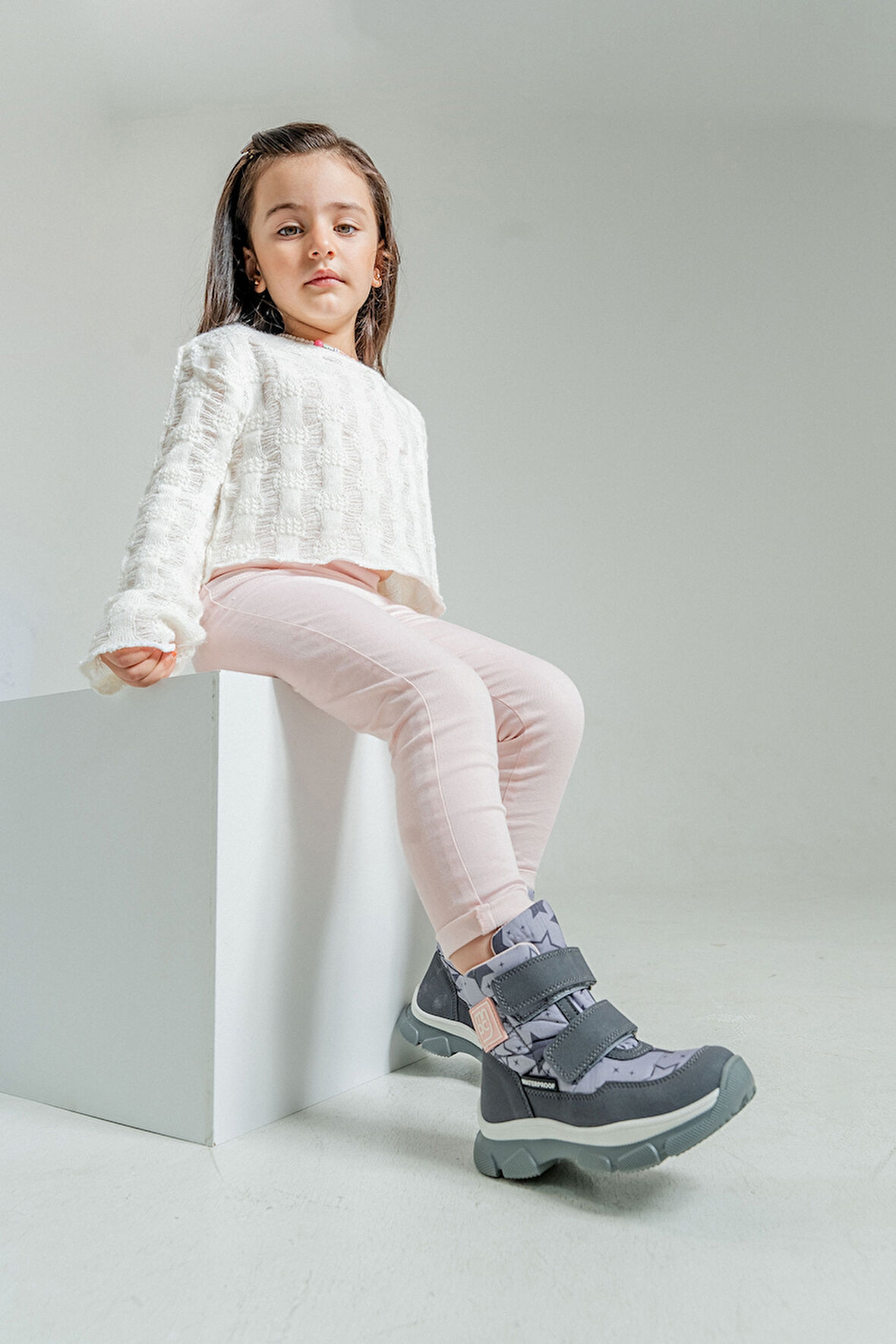 mnpc Kız Çocuk Gri Su Geçirmez Anatomik Günlük Bot