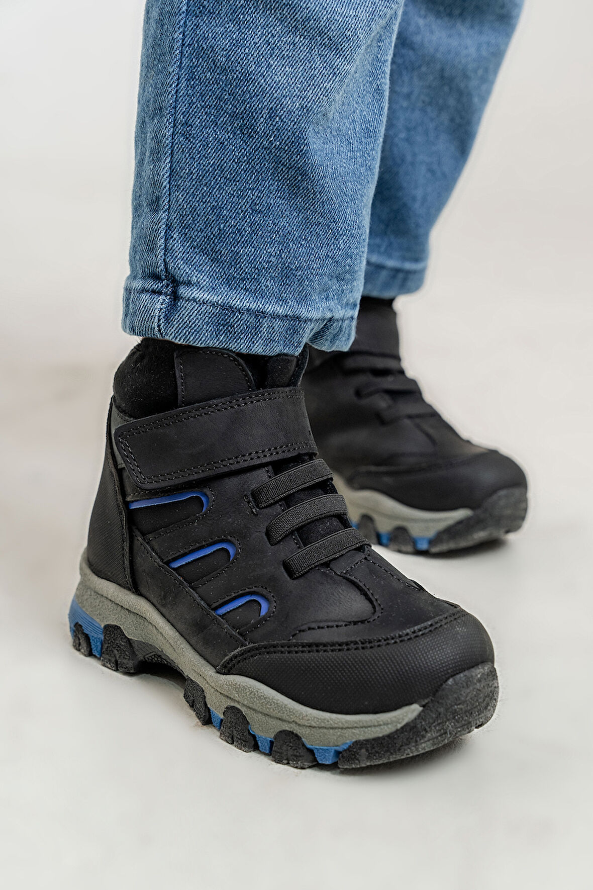 mnpc Erkek Çocuk Siyah Hakiki Deri Suya Dayanıklı Anatomik Günlük Bot