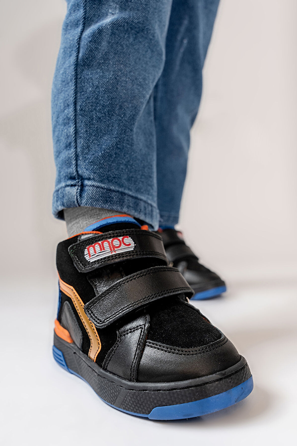 mnpc Erkek Çocuk Siyah Hakiki Deri Suya Dayanıklı Günlük Bot