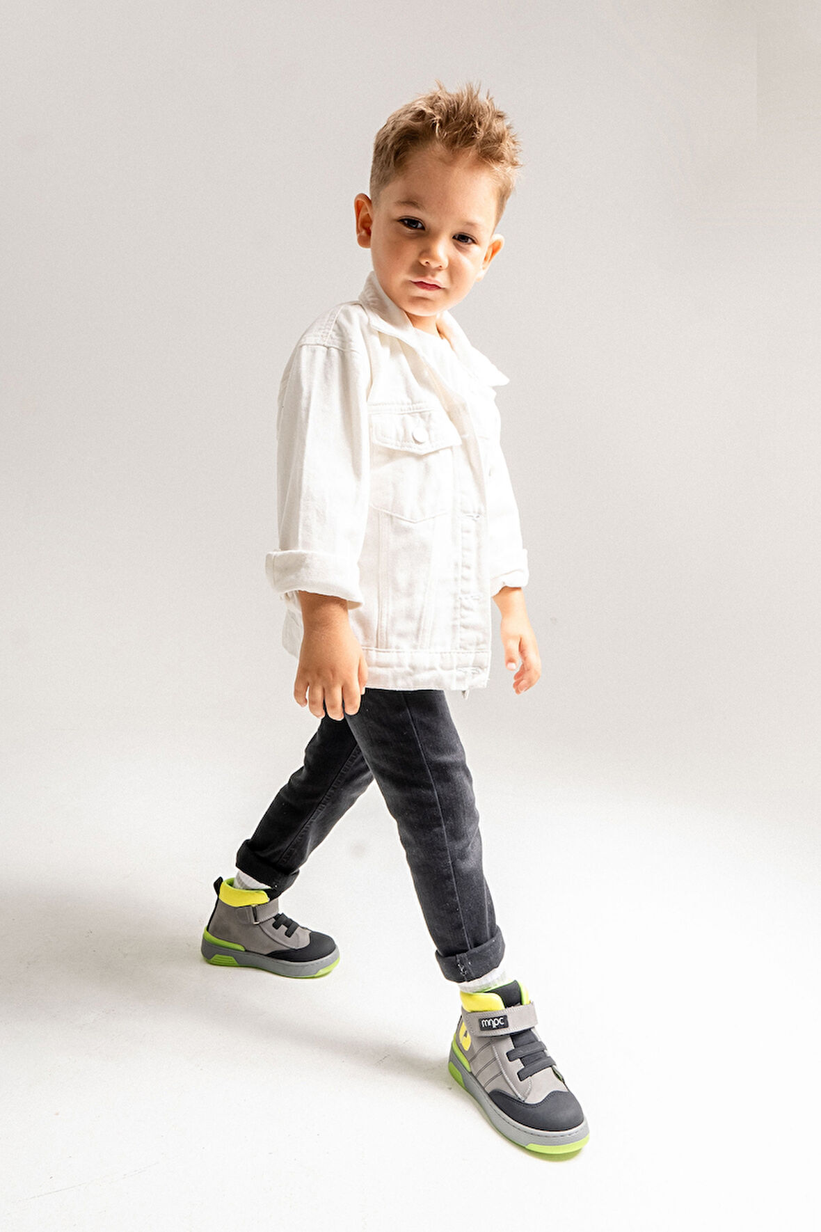 mnpc Erkek Çocuk Gri Hakiki Deri Anatomik Günlük Bot