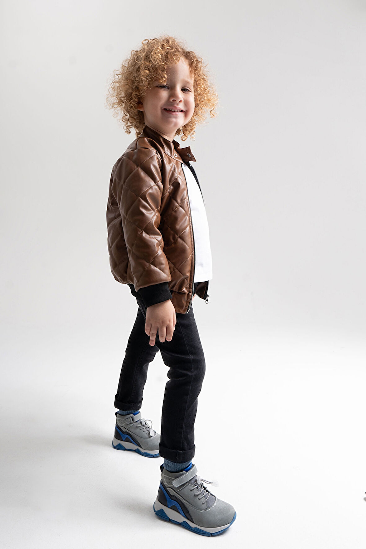 mnpc Erkek Çocuk Gri Hakiki Deri Suya Dayanıklı Anatomik Günlük Bot