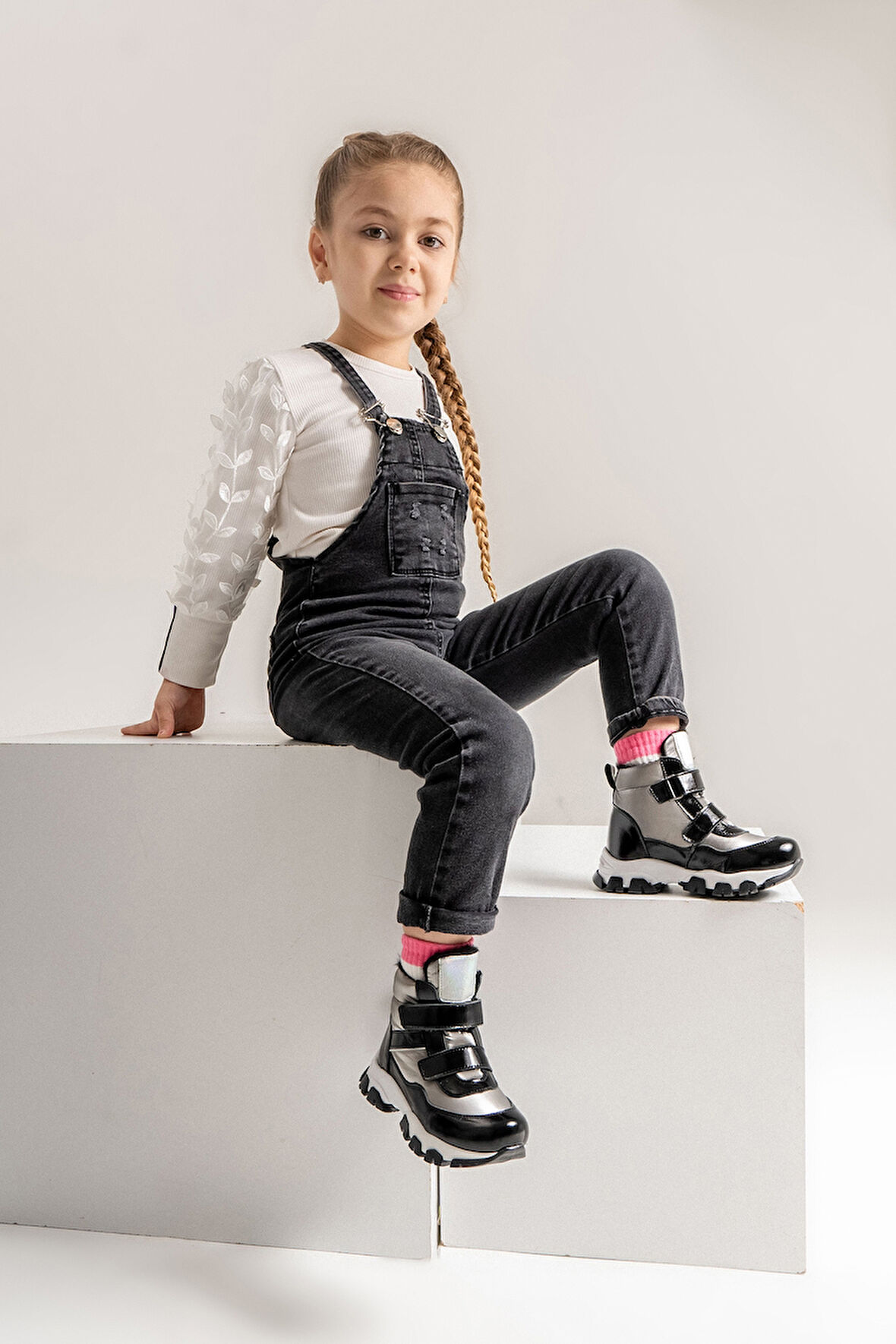 mnpc Kız Çocuk Platin Hakiki Deri Suya Dayanıklı Anatomik Günlük Bot