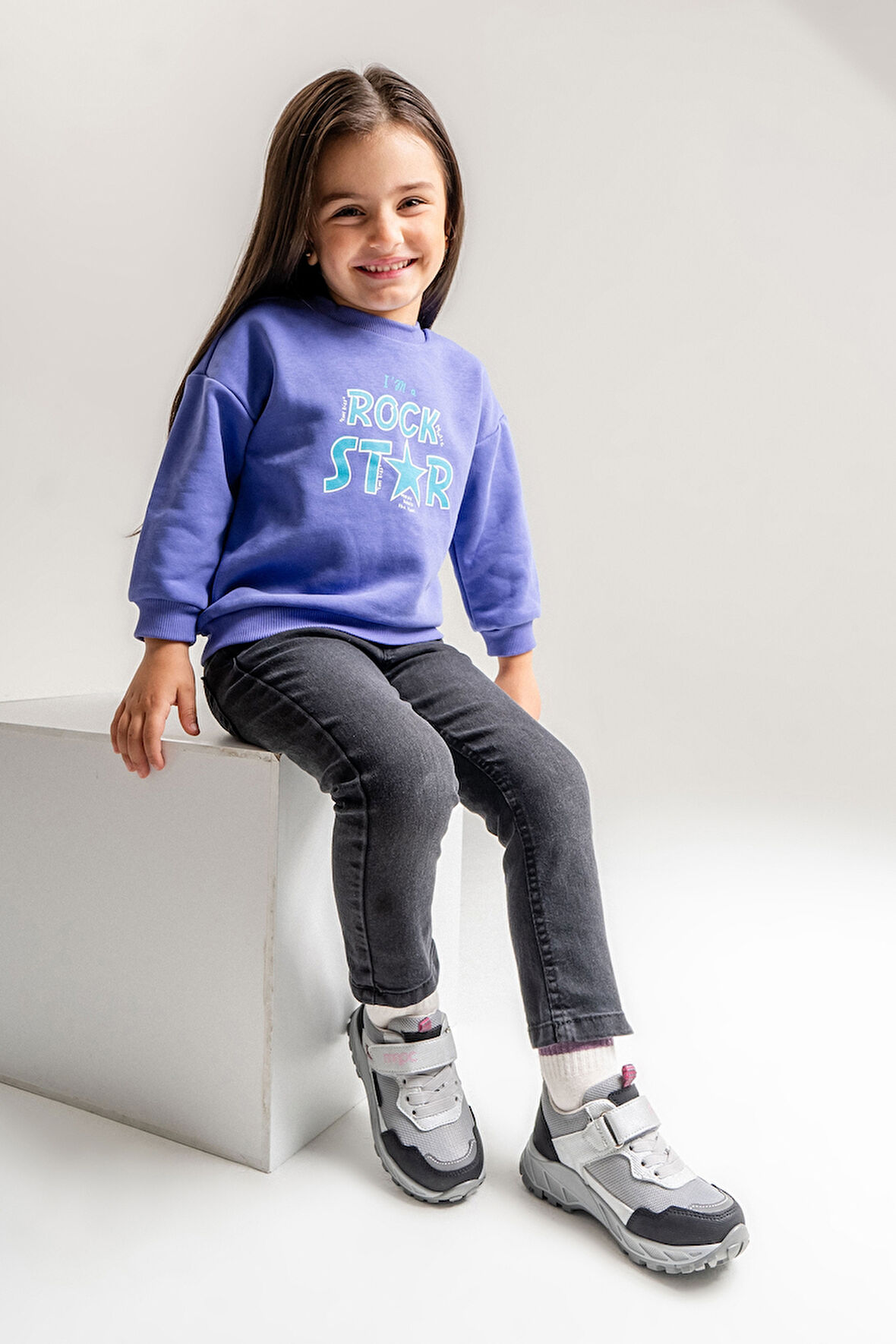 mnpc Kız Çocuk Gri-Pembe Su Geçirmez Anatomik Günlük Ayakkabı