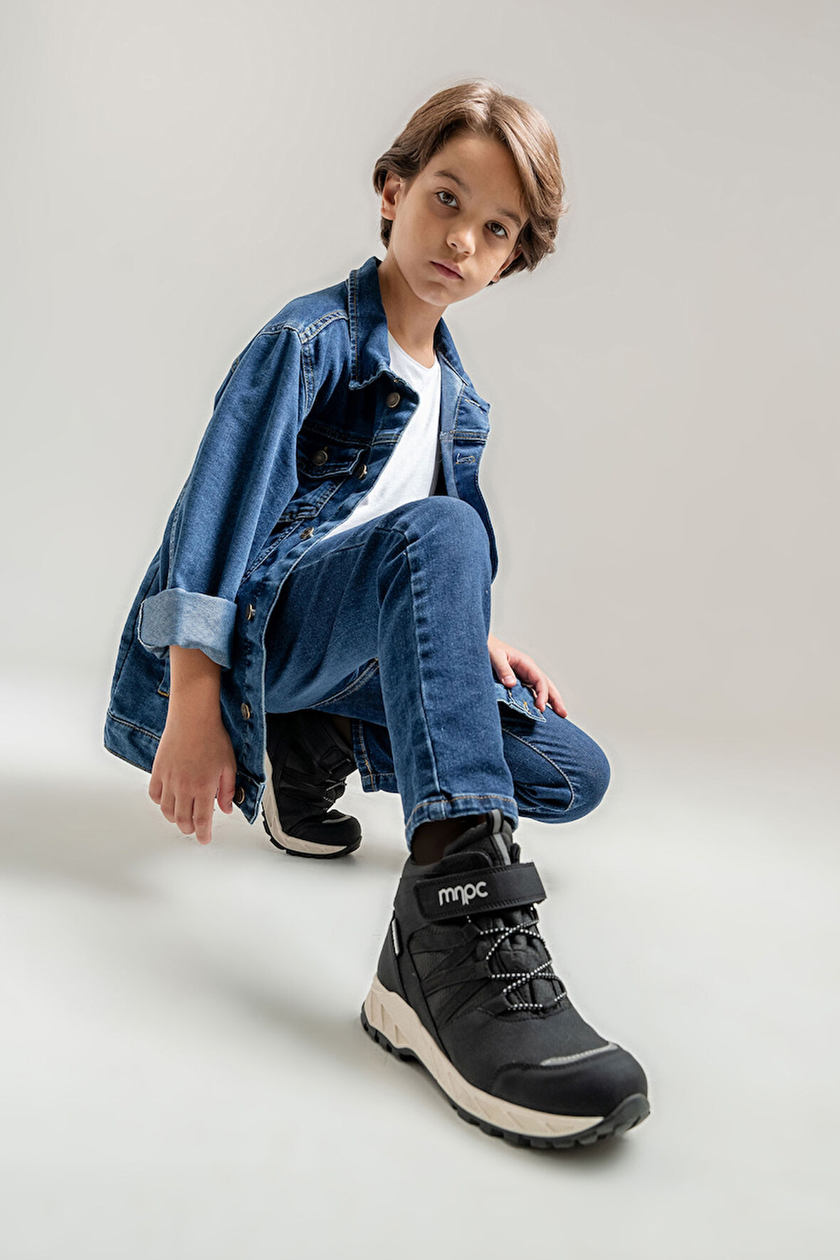 mnpc Erkek Çocuk Siyah Su Geçirmez Anatomik Günlük Bot