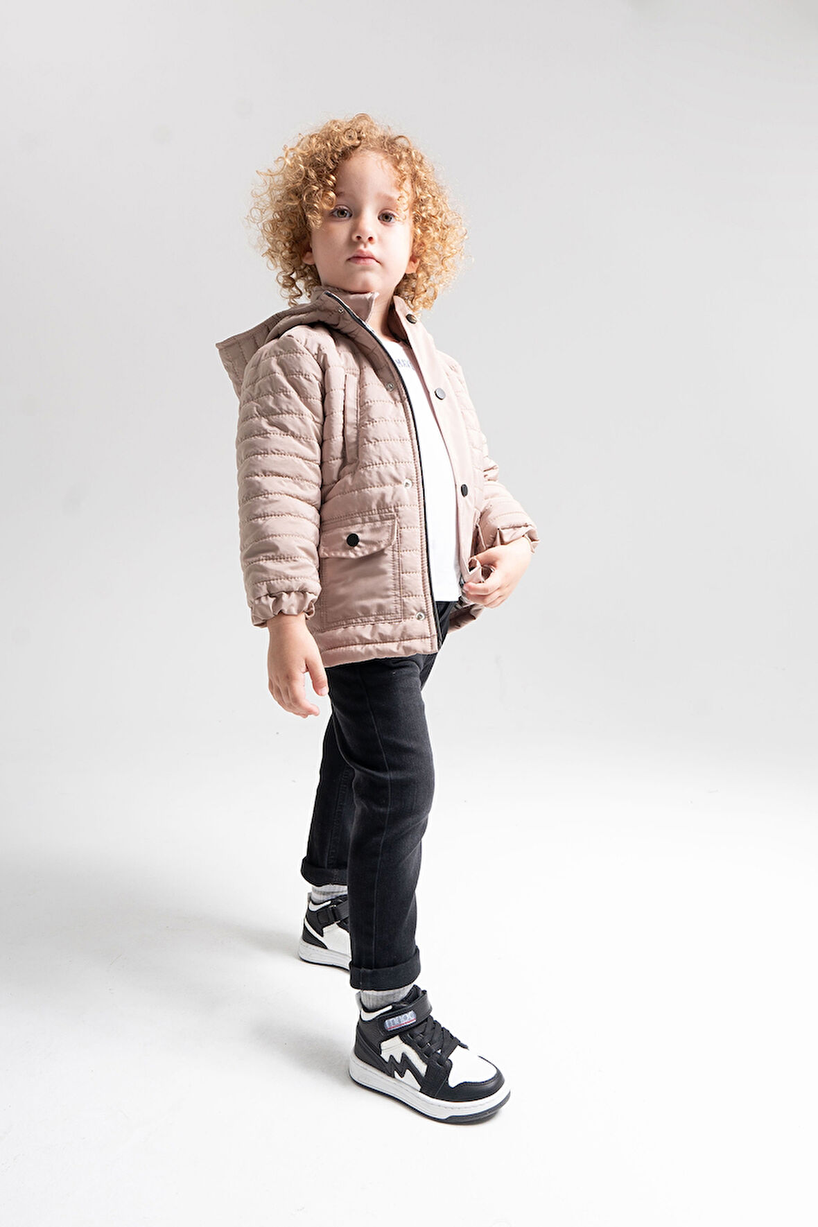 mnpc Unisex Çocuk Siyah-Beyaz Hakiki Deri Anatomik Günlük Bot