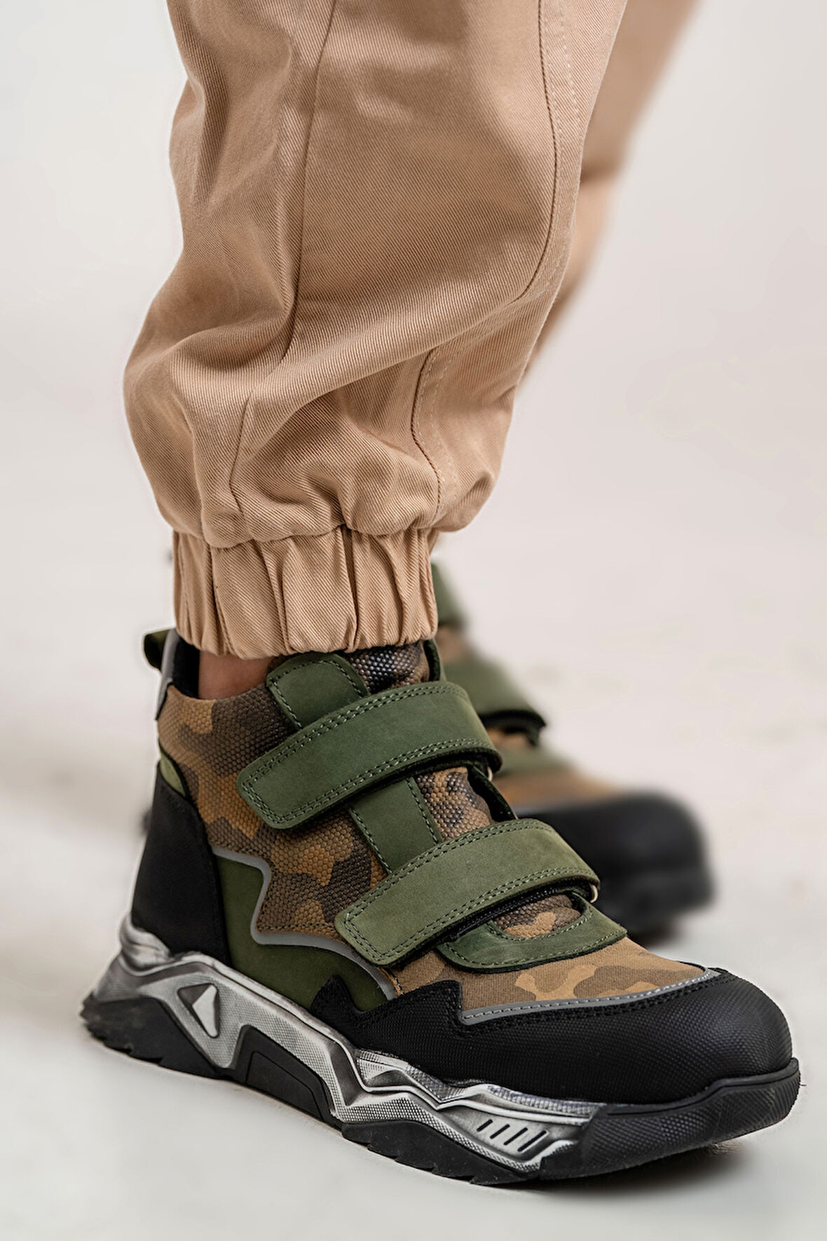 mnpc Erkek Çocuk Haki Hakiki Deri Suya Dayanıklı Günlük Bot