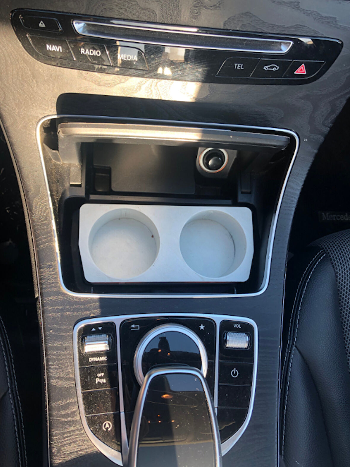 Mercedes C200d Bardaklık Bardak Tutucu Siyah