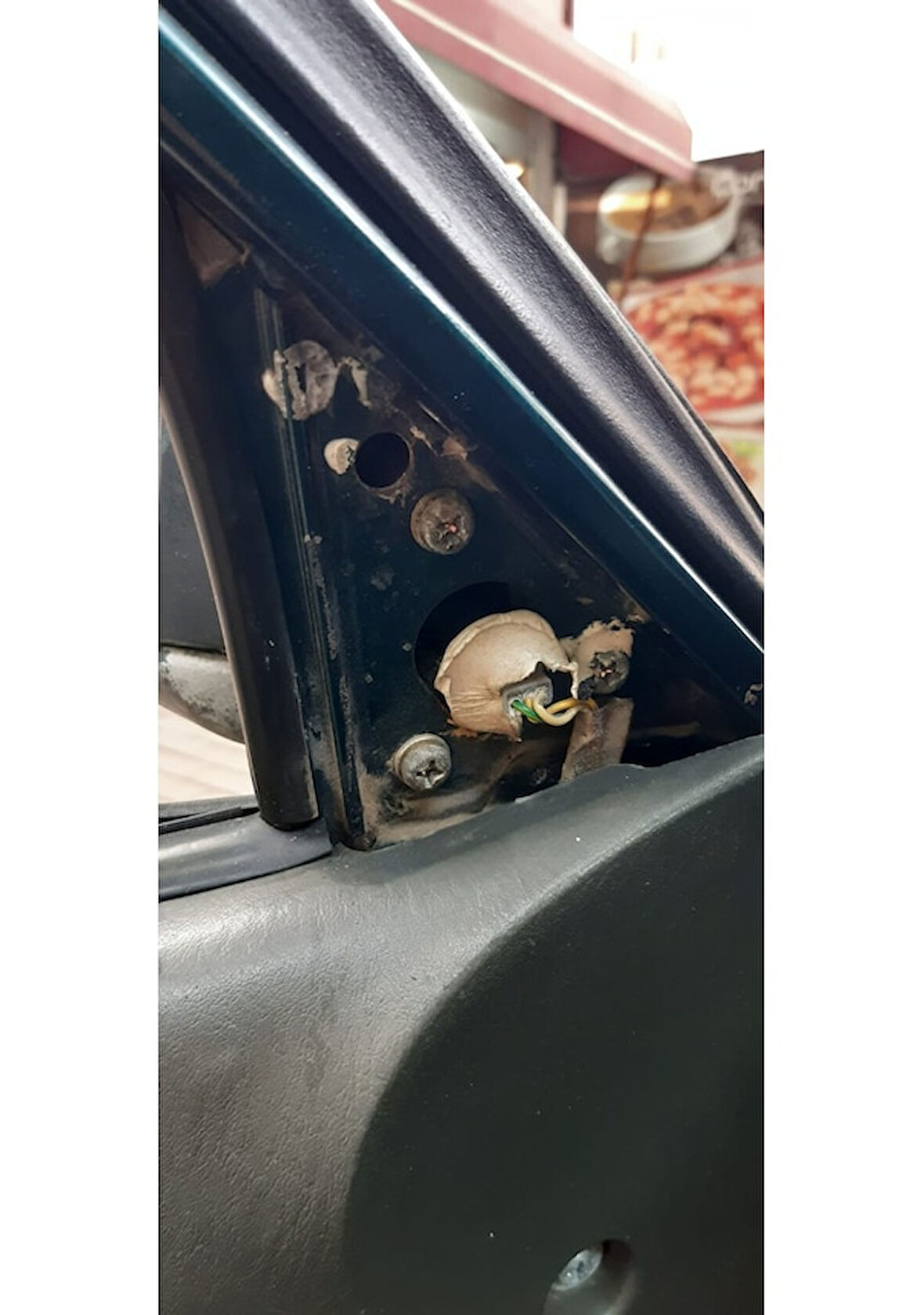 Hyundai Accent Ayna İç Kapağı Üçgen 95-99