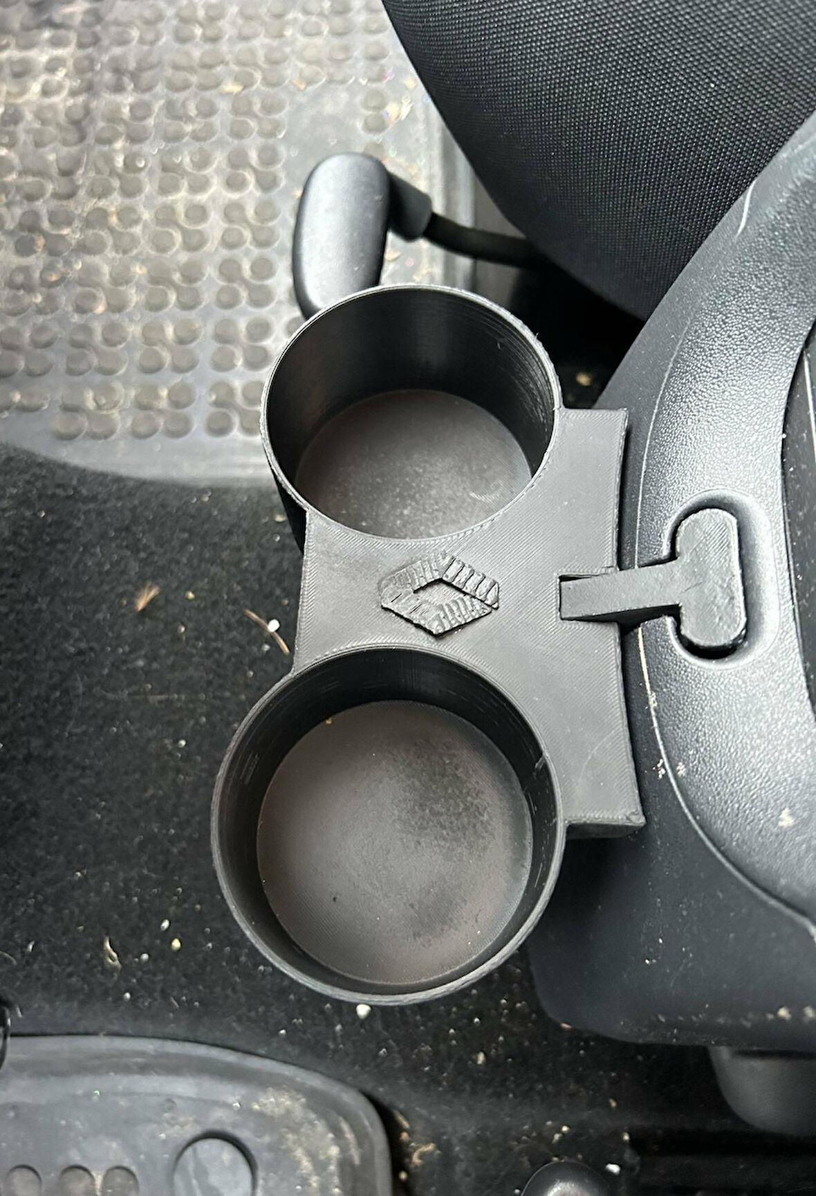 Renault Grand Scenic 2 Bardaklık Bardak Tutucu