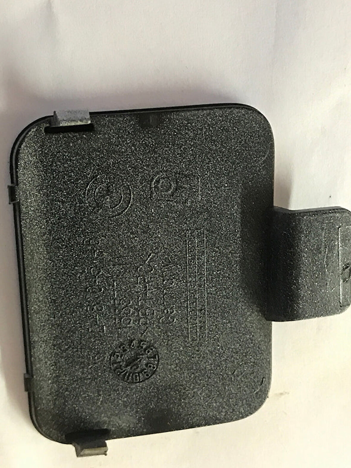 Bmw 1 Serisi E82 E88 Arka Çeki Demiri Kapağı 51127117623