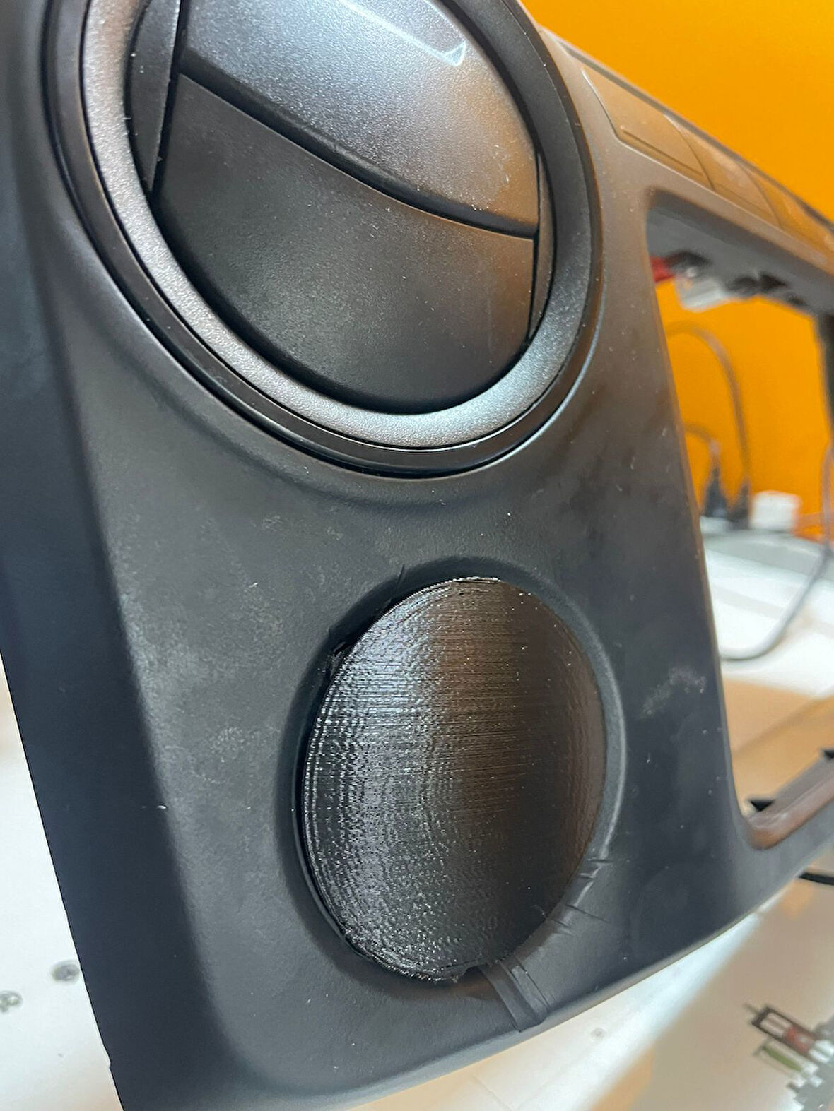 Vw Amarok Teyp Çerçevesi Kapağı 2 Adet