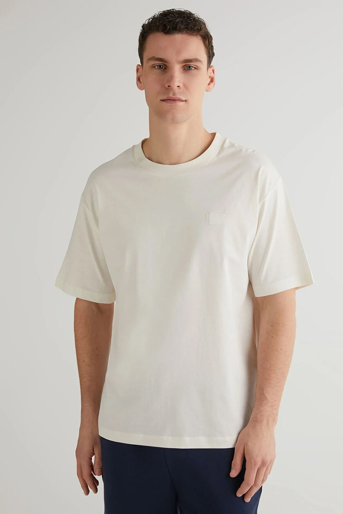 Erkek Gant Relaxed Fit Bisiklet Yaka Logolu T-shirt - Krem  | L