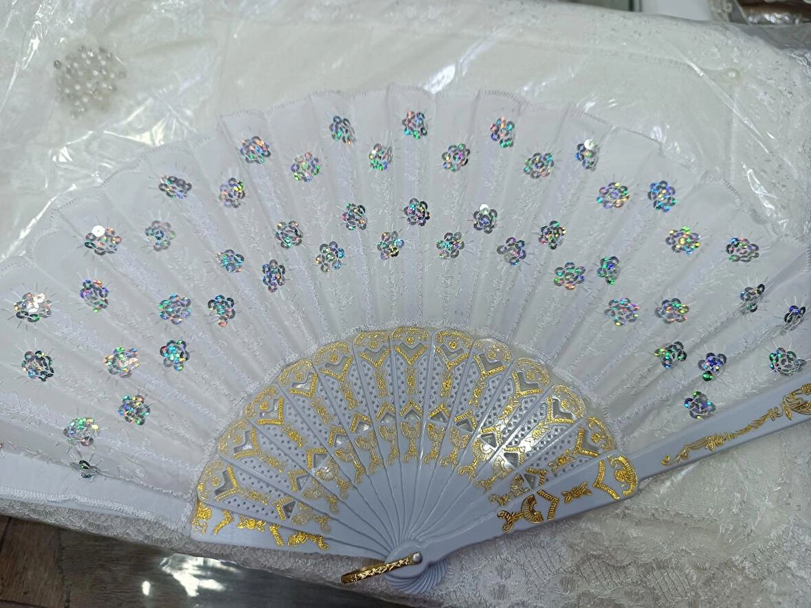 gelin için pullu yelpaze