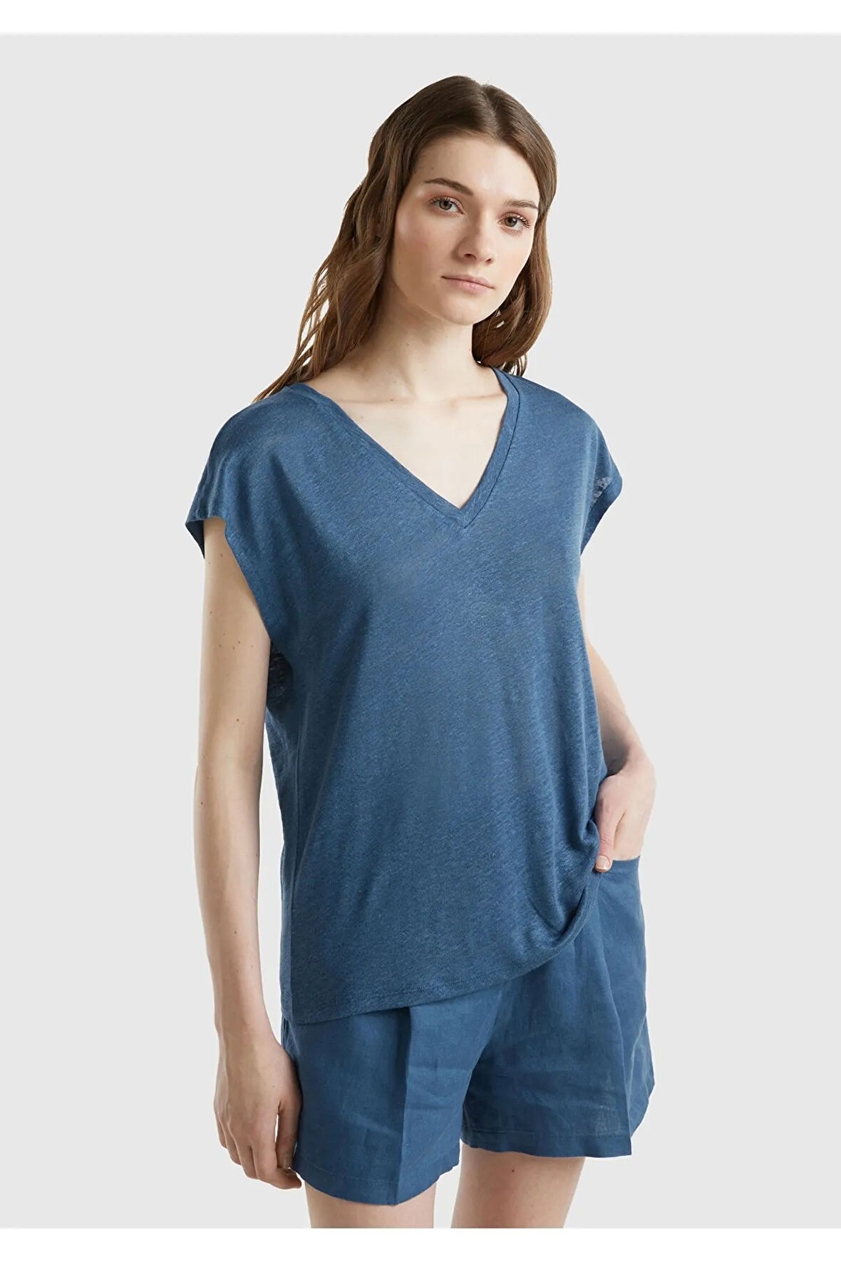 United Colors of Benetton Kadın Mavi Tişört Model Kodu: 124P3KGQD103M