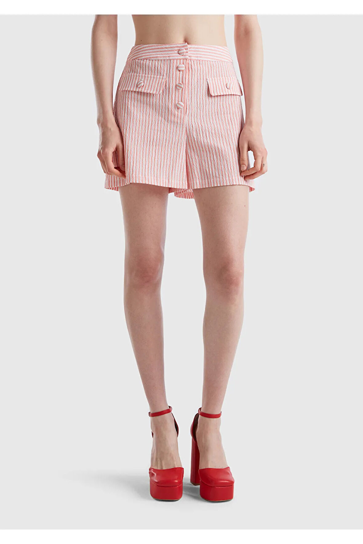 United Colors Of Benetton Kadın / Kız Kırmızı Şort (Model Kodu: 123P45B4D9011 )