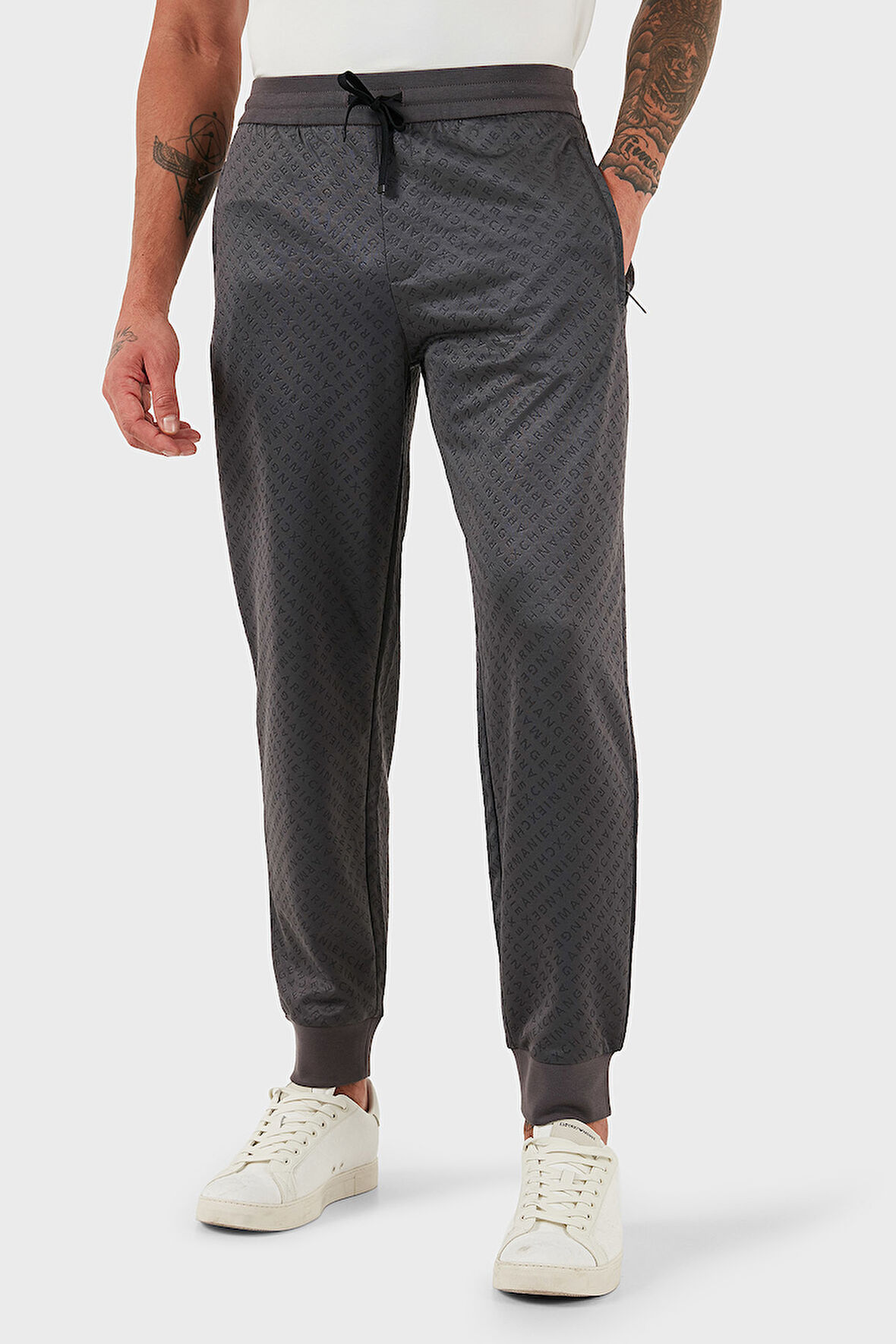 Armani Exchange Erkek Pantolon XM001356 AF16259 F8039